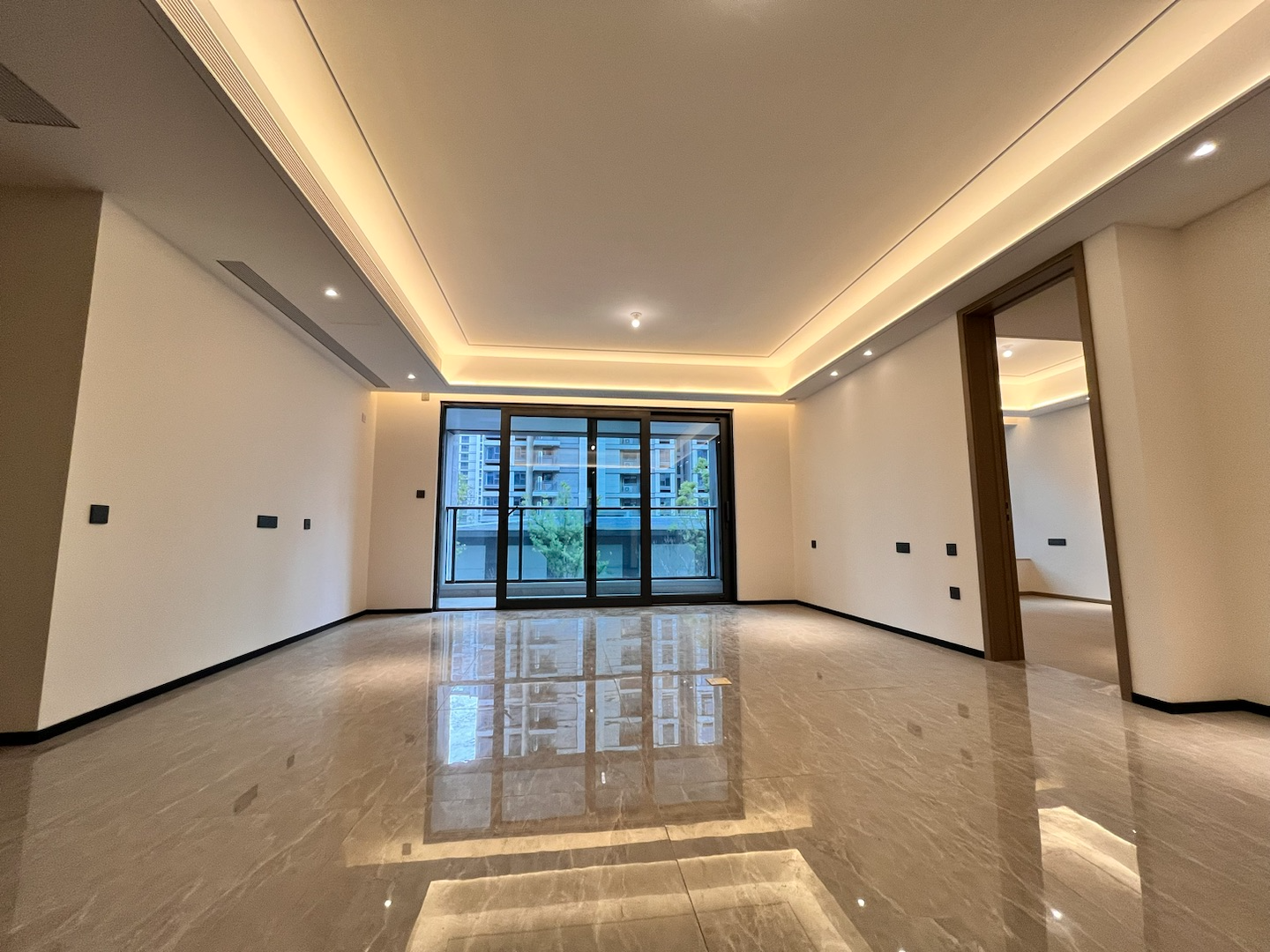 万科方圆 3室2厅2卫 128m²