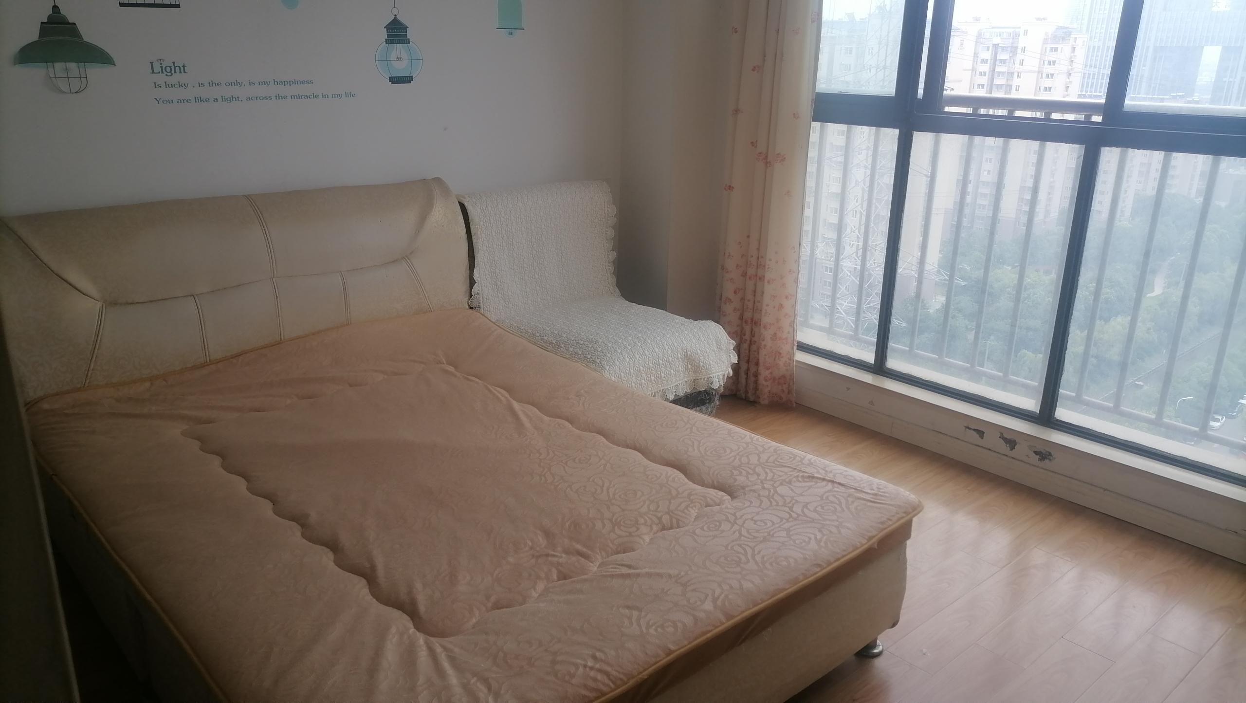 鸿运大厦 1室厅卫 59m&sup2;