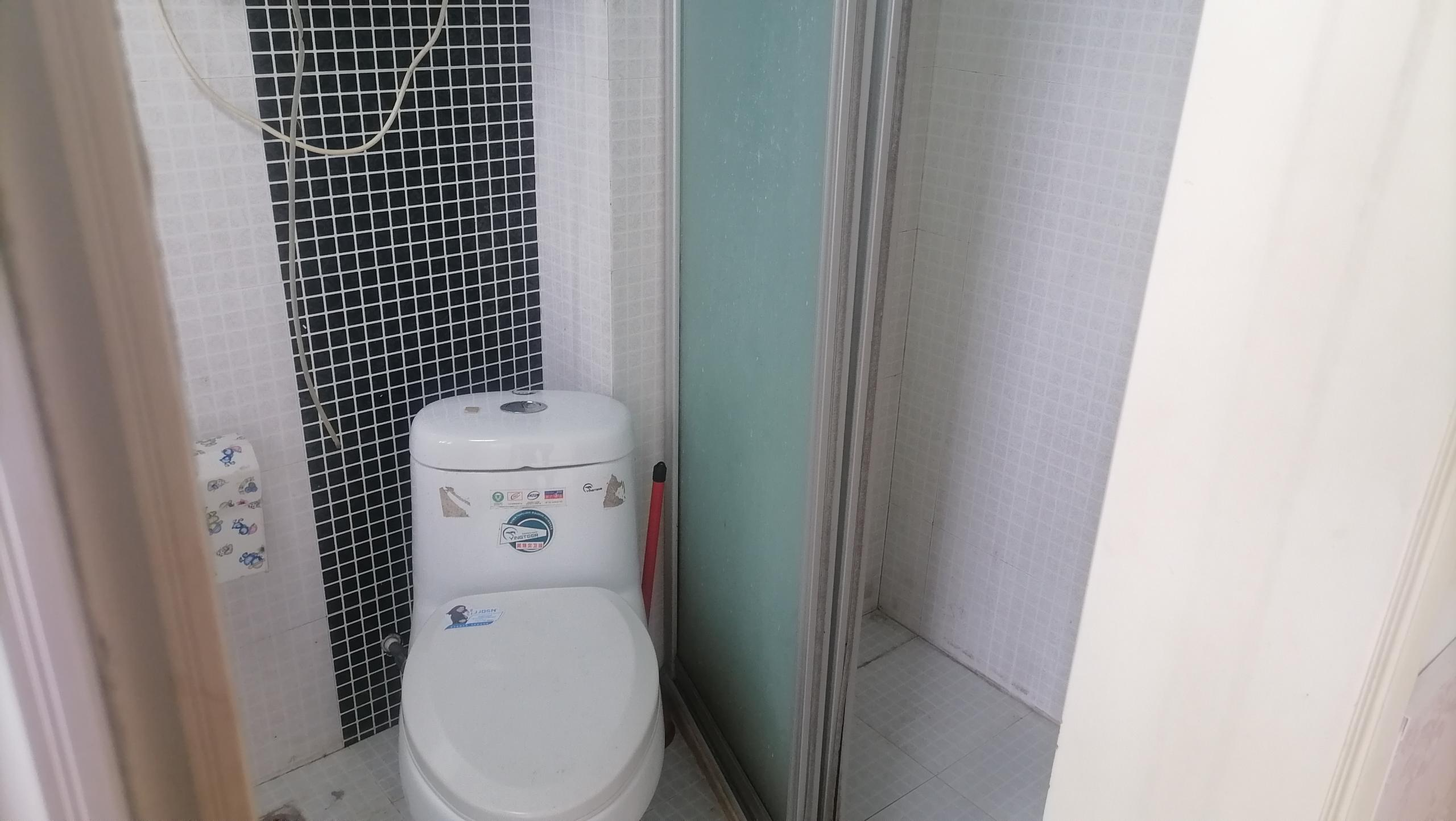 鸿运大厦 1室厅卫 59m&sup2;