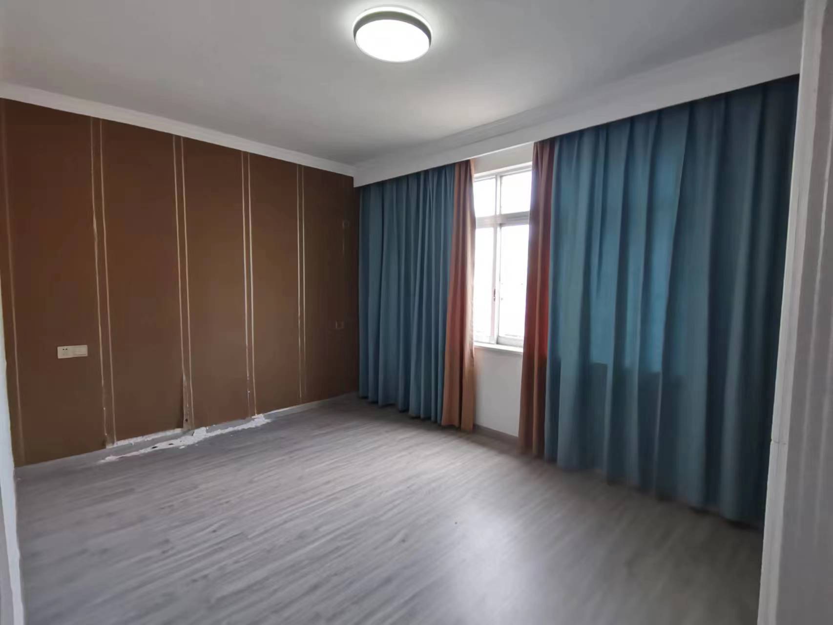 北川门新村 4室2厅1卫 154m&sup2;