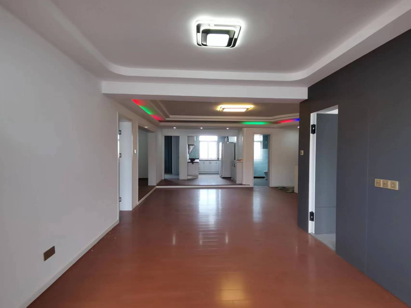 北川门新村 4室2厅1卫 154m&sup2;