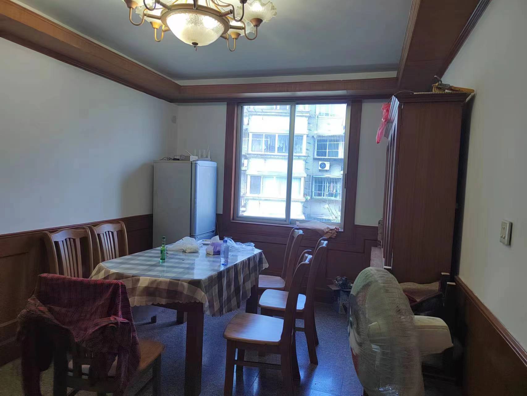 光明花苑(崇川区) 3室2厅1卫 130.00m&sup2;
