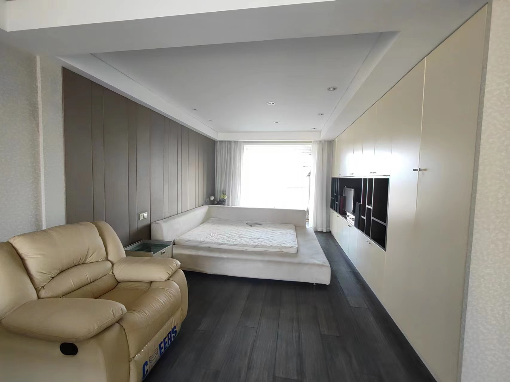 天安花园 4室2厅2卫 165.71m&sup2;