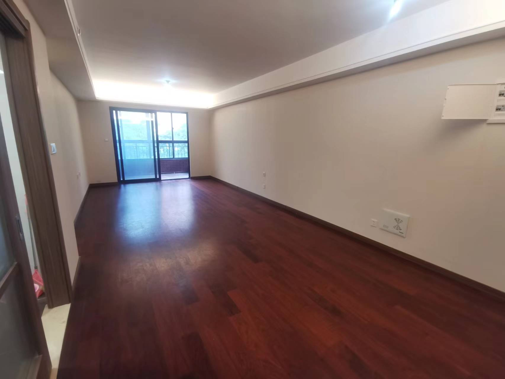 万科公园里二期 3室2厅2卫 108m²