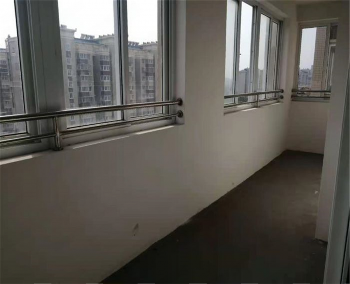 幸福怡居 3室2厅1卫 110m&sup2;