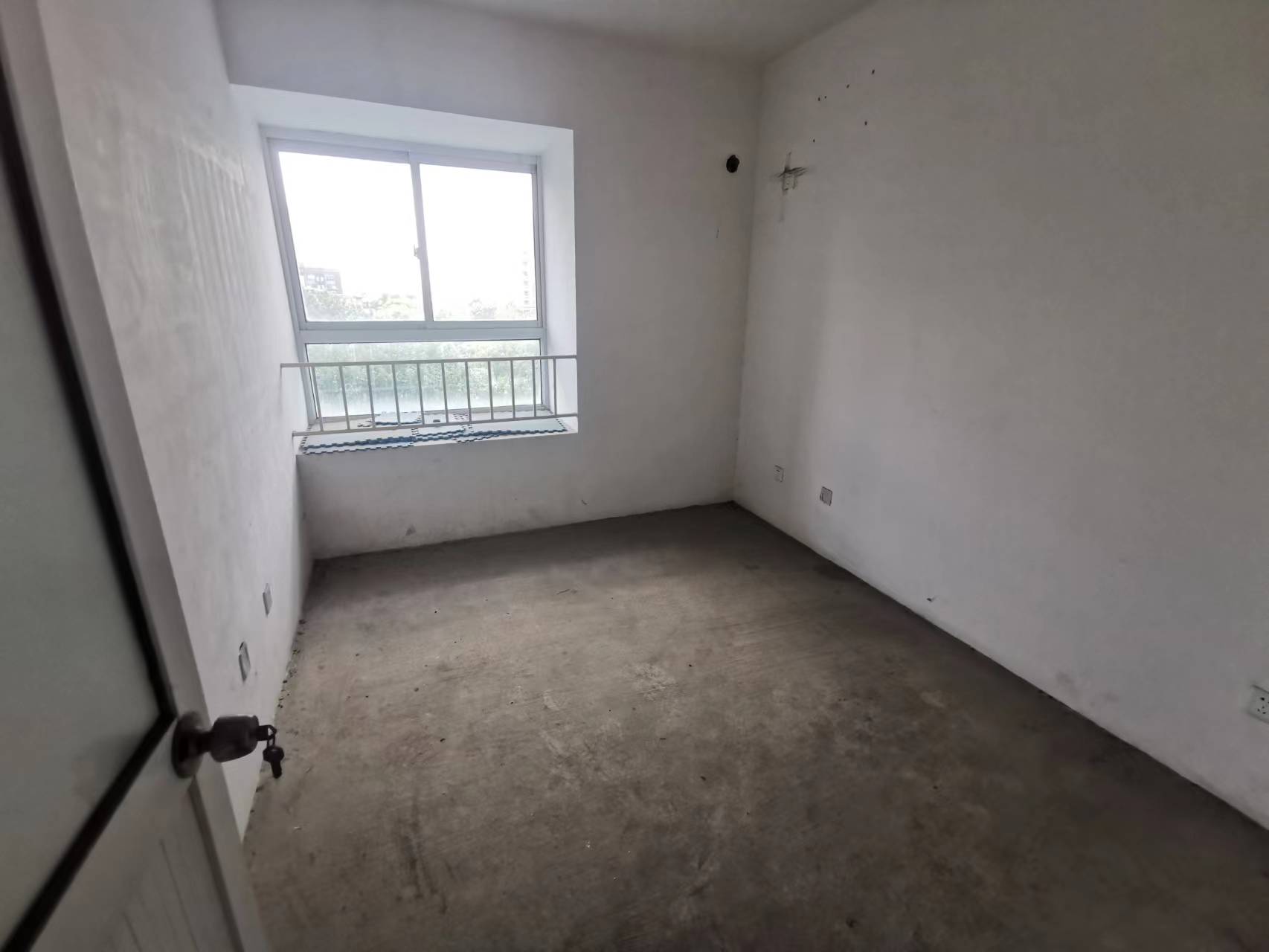 尚海城 1室1厅1卫 30m&sup2;
