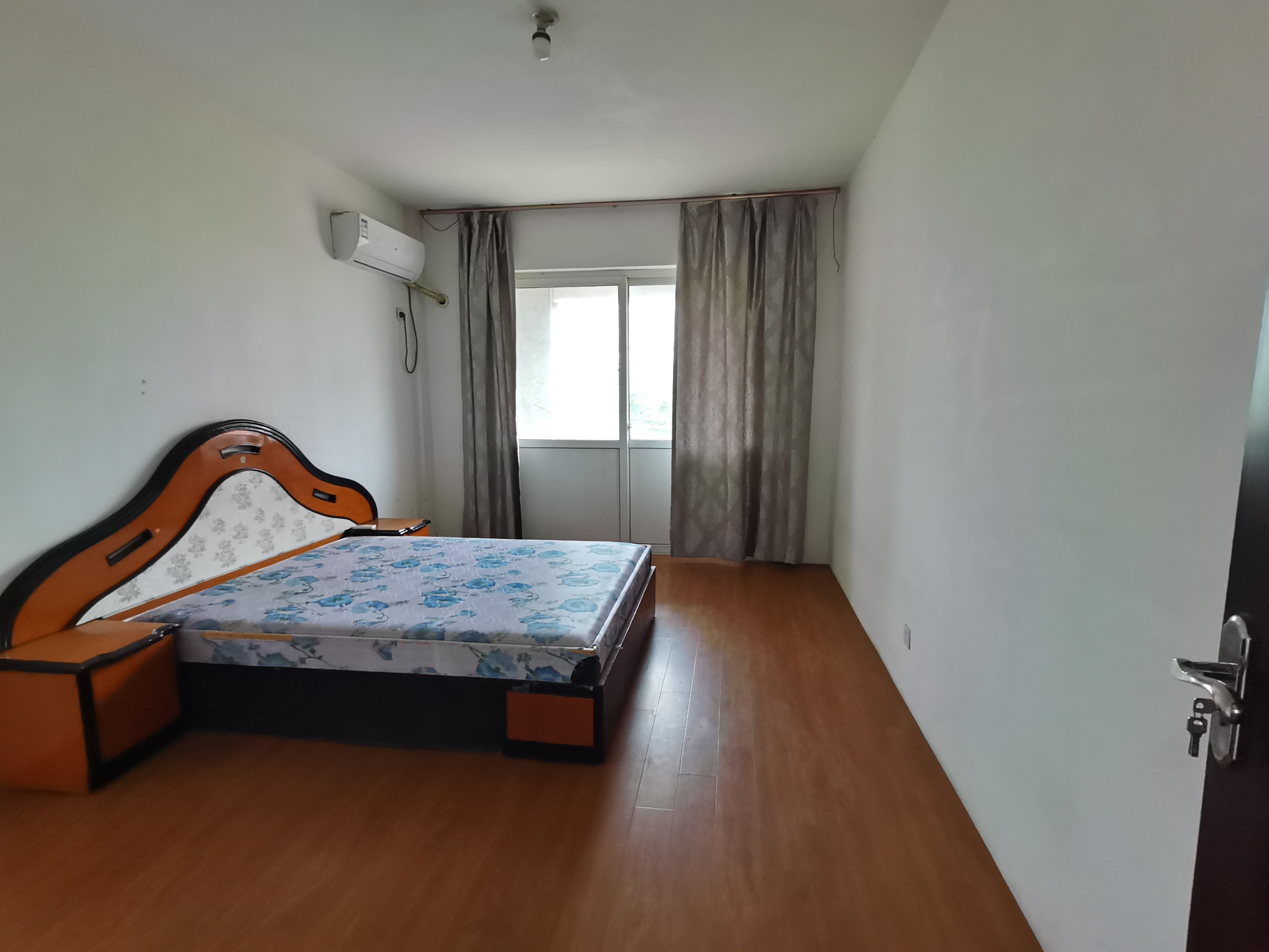 金霞北苑 3室2厅2卫 128m&sup2;