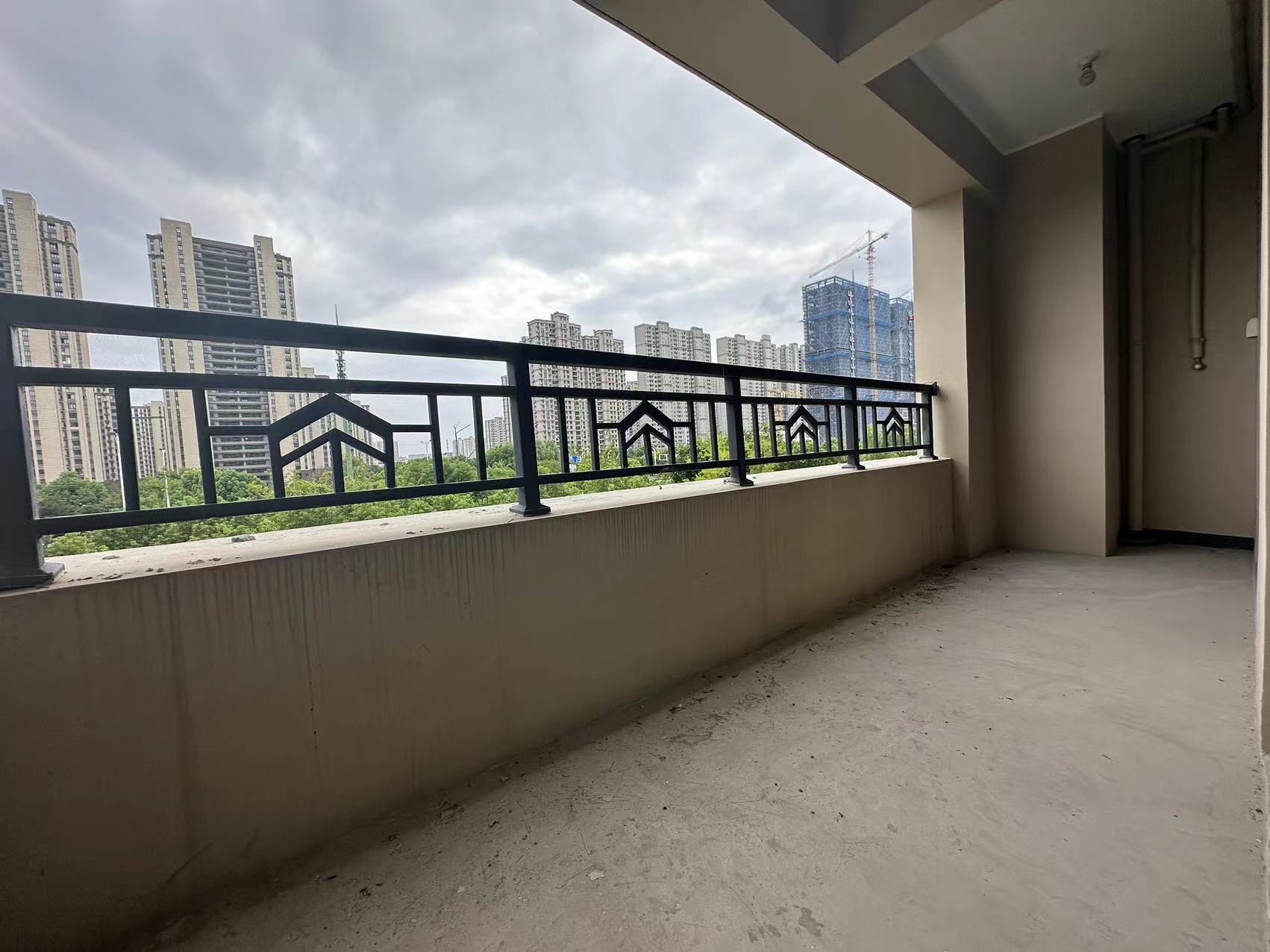 招商新城雍景湾 3室2厅1卫 100.00m&sup2;