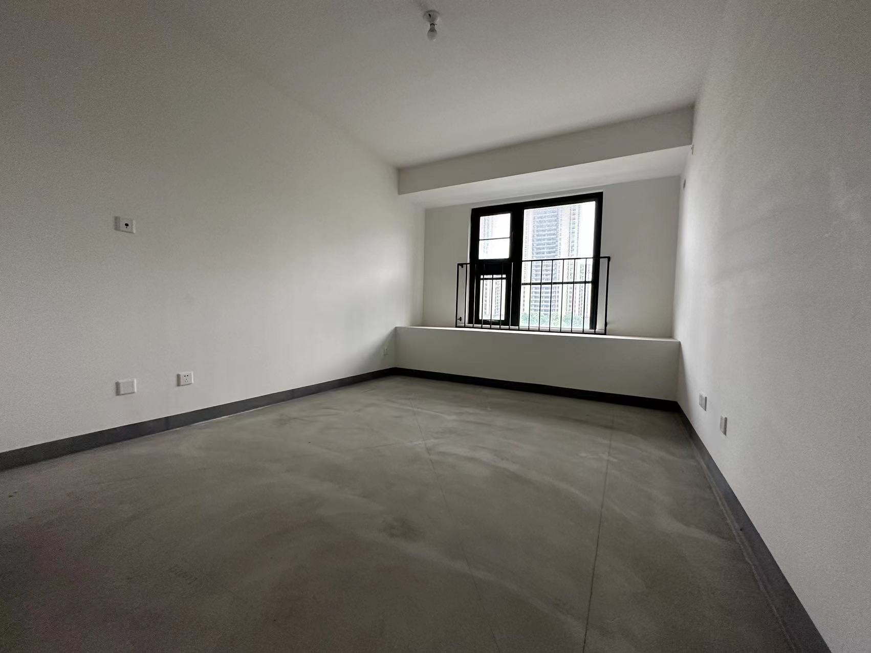 招商新城雍景湾 3室2厅1卫 100.00m&sup2;