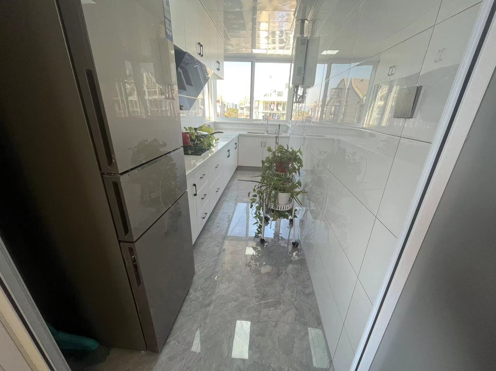 新港花苑西区 1室1厅1卫 57m&sup2;