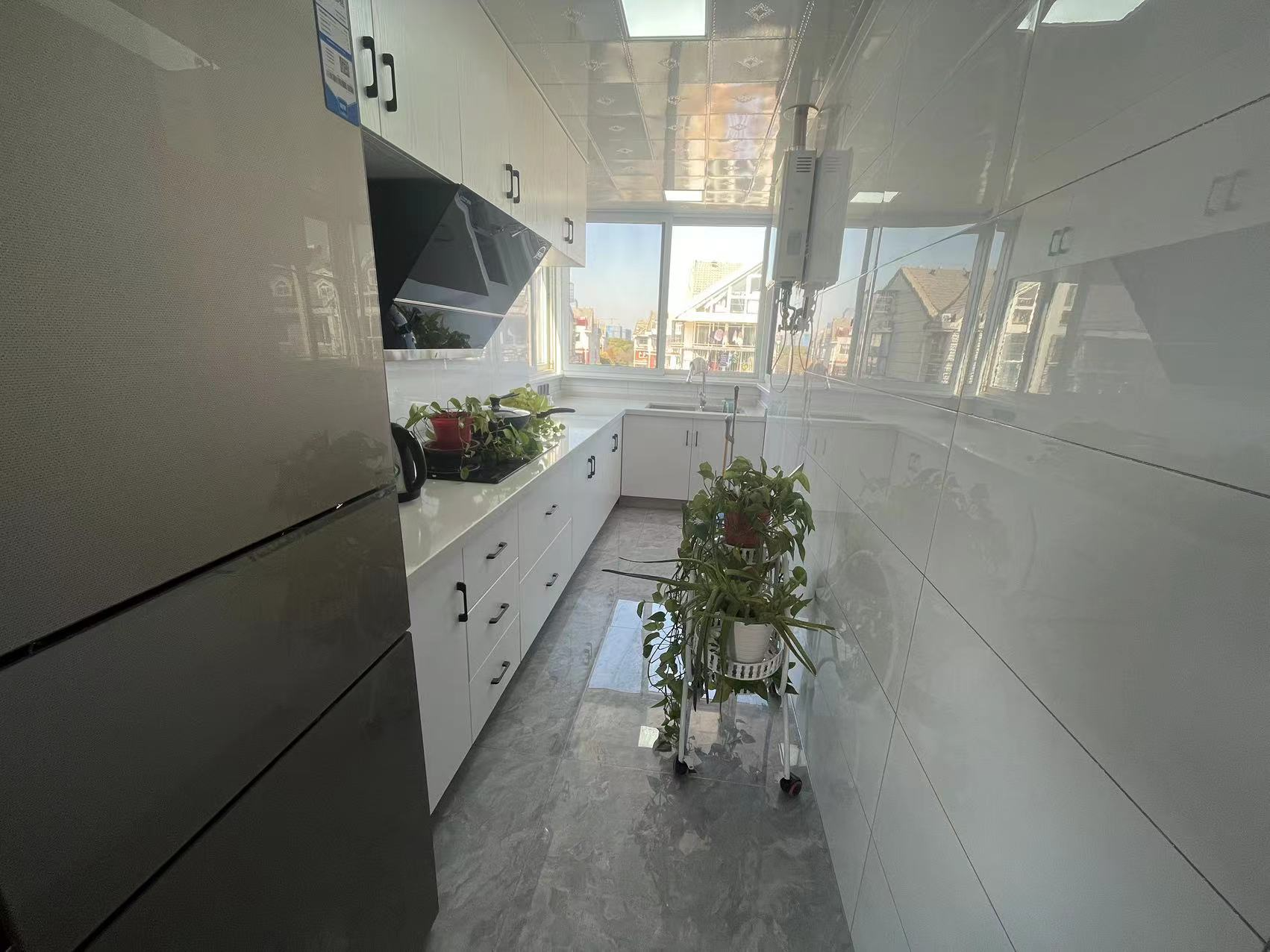 新港花苑西区 1室1厅1卫 57m&sup2;