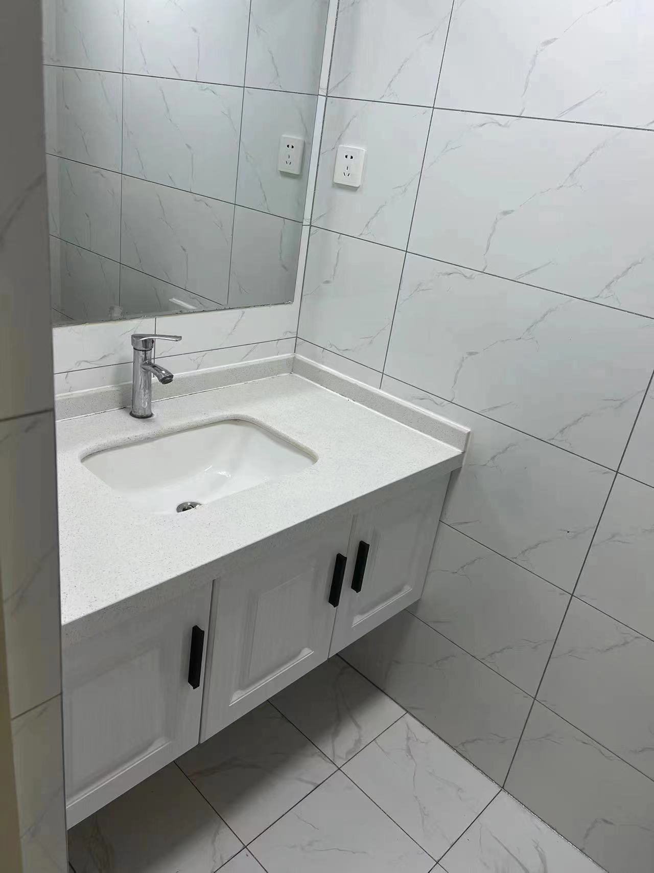 虹东花苑 2室1厅1卫 95m&sup2;