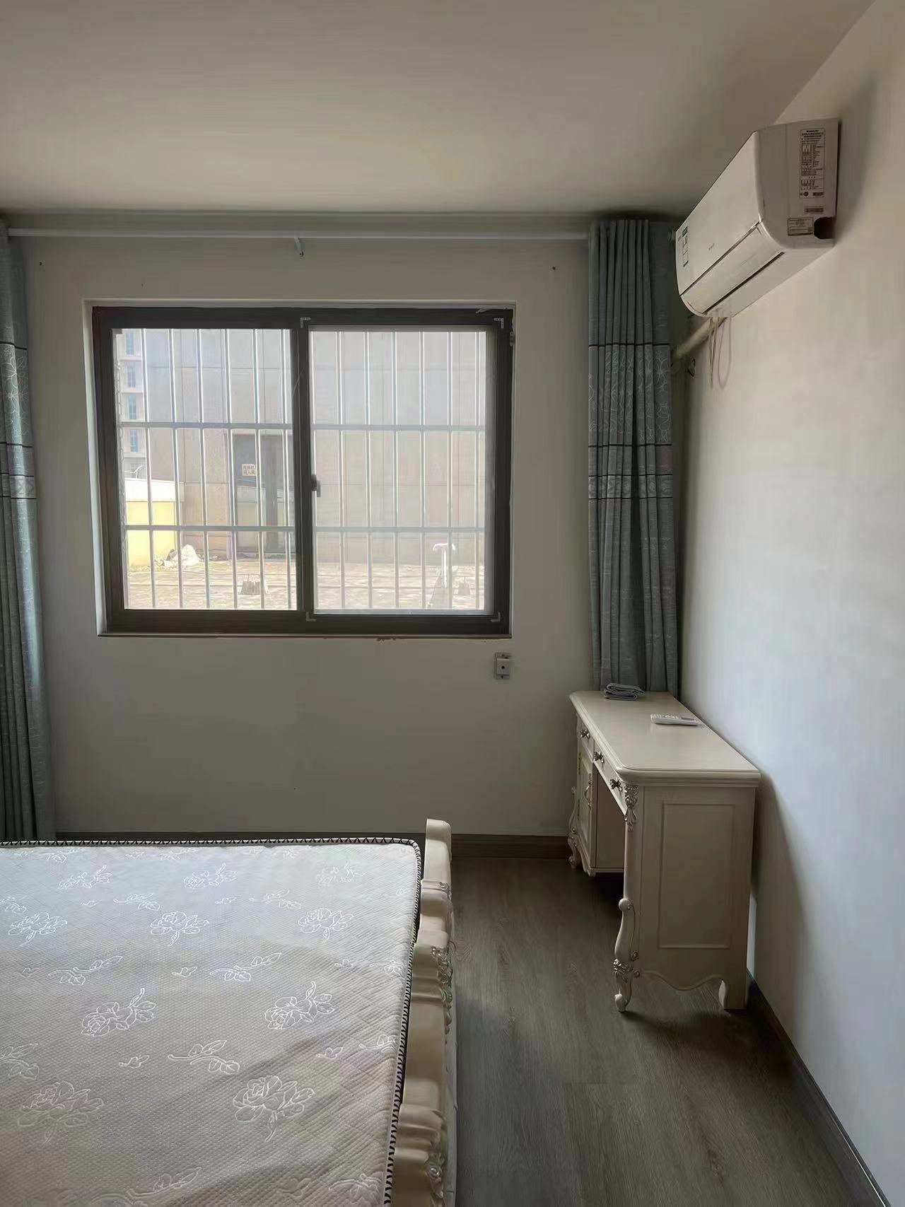 虹东花苑 2室1厅1卫 95m&sup2;