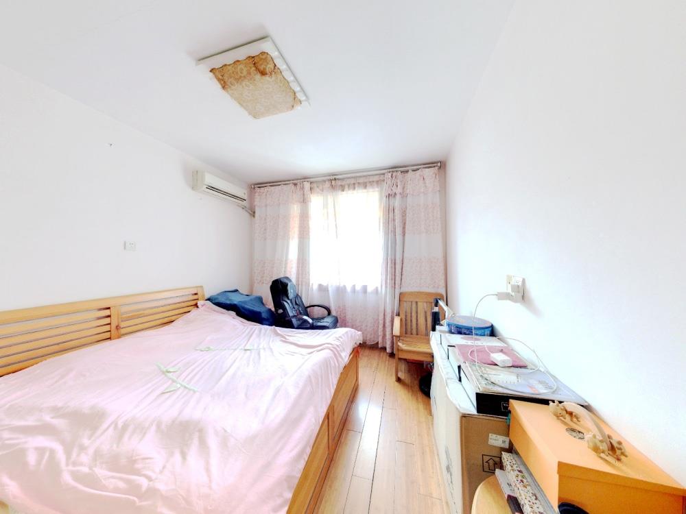 新桃园 3室2厅1卫 95.56m&sup2;