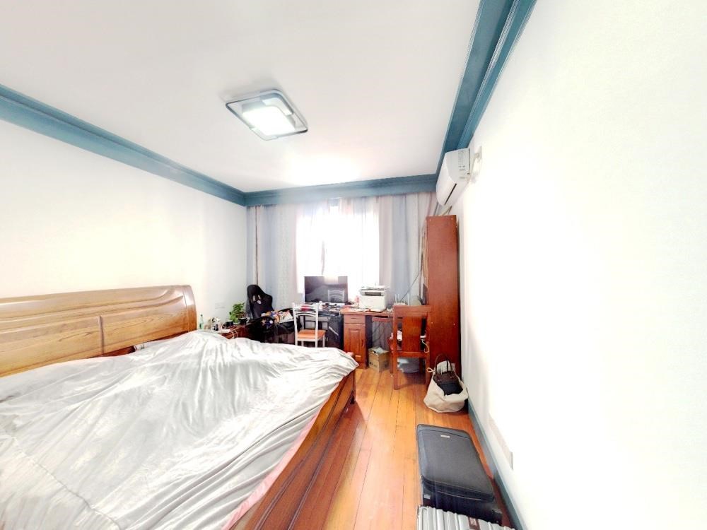 越江新村 5室2厅1卫 