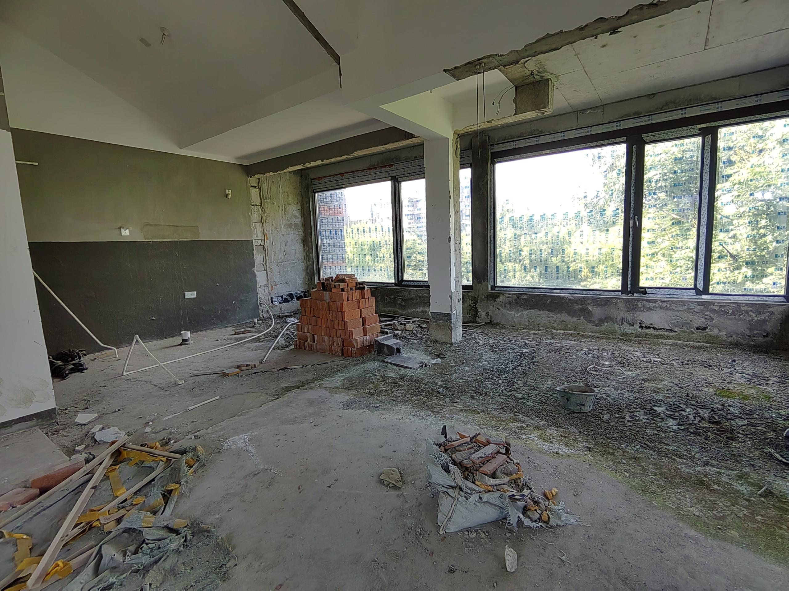 南通壹城水清木华 5室2厅3卫 345m&sup2;