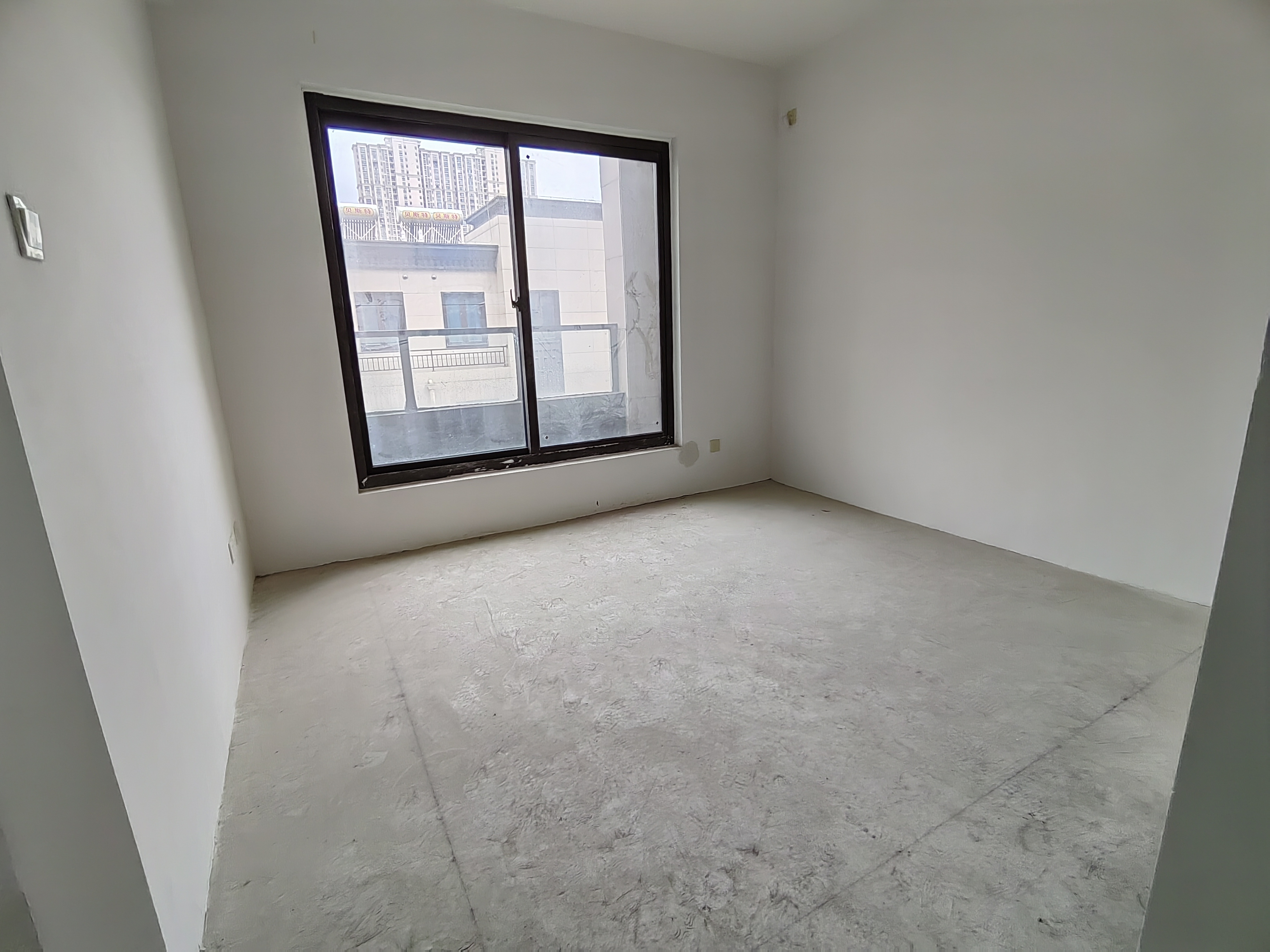 云樾东方 4室2厅2卫 159m&sup2;