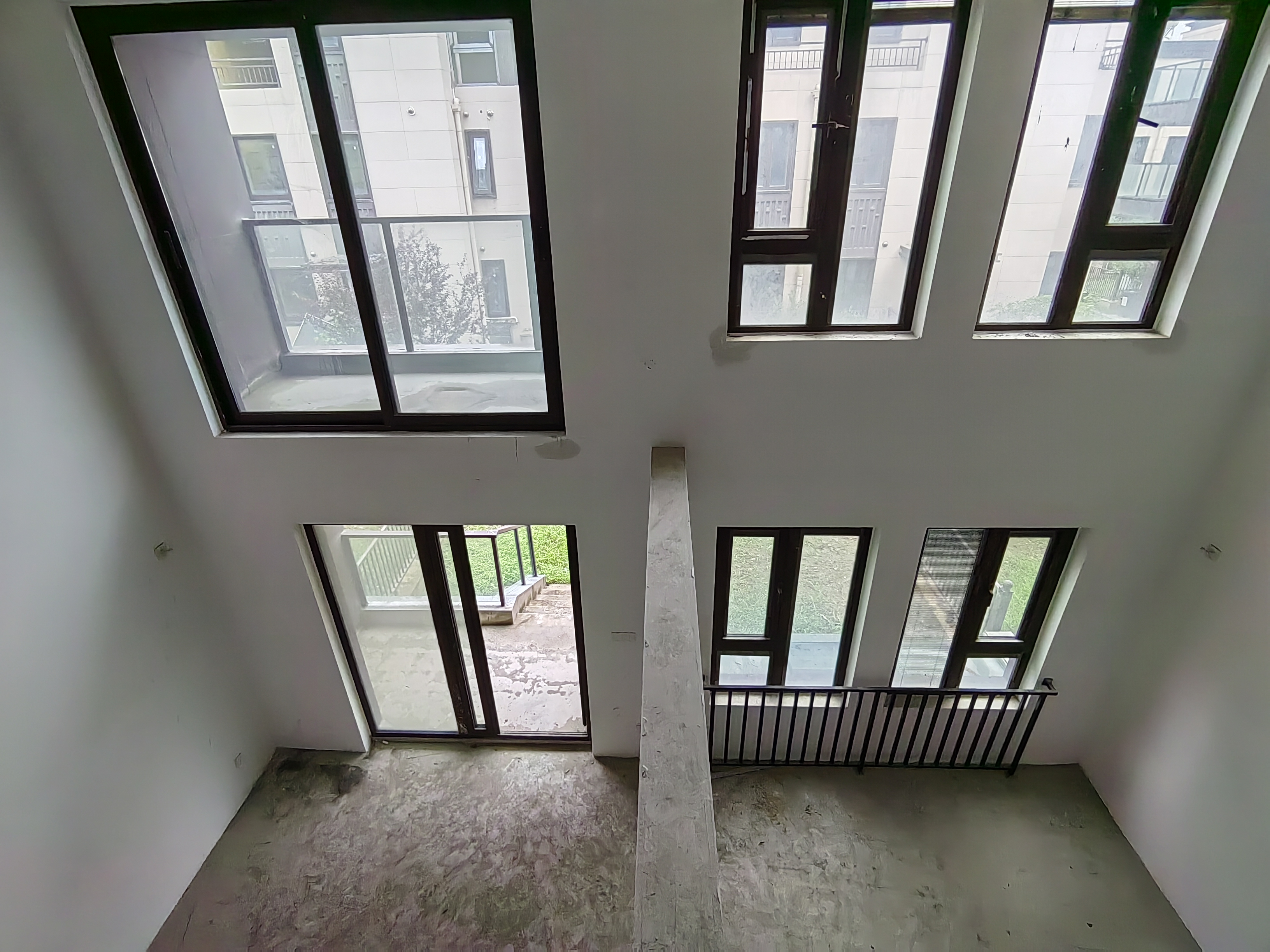 云樾东方 4室2厅2卫 159m&sup2;