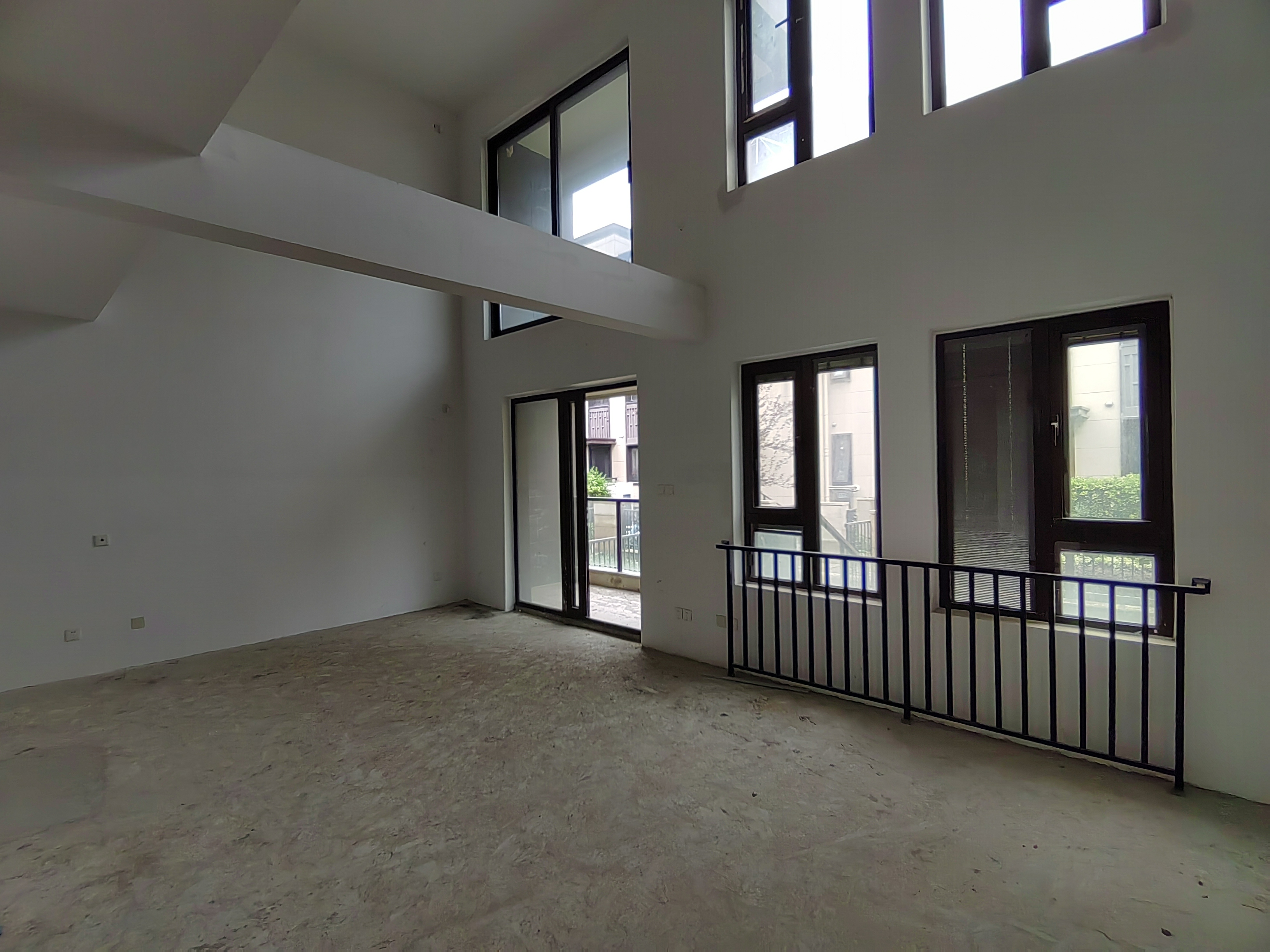 云樾东方 4室2厅2卫 159m&sup2;