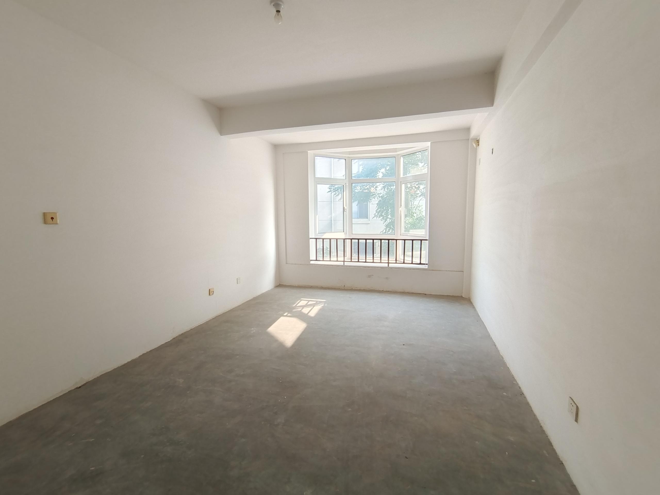 博园岚郡 5室2厅3卫 250m&sup2;