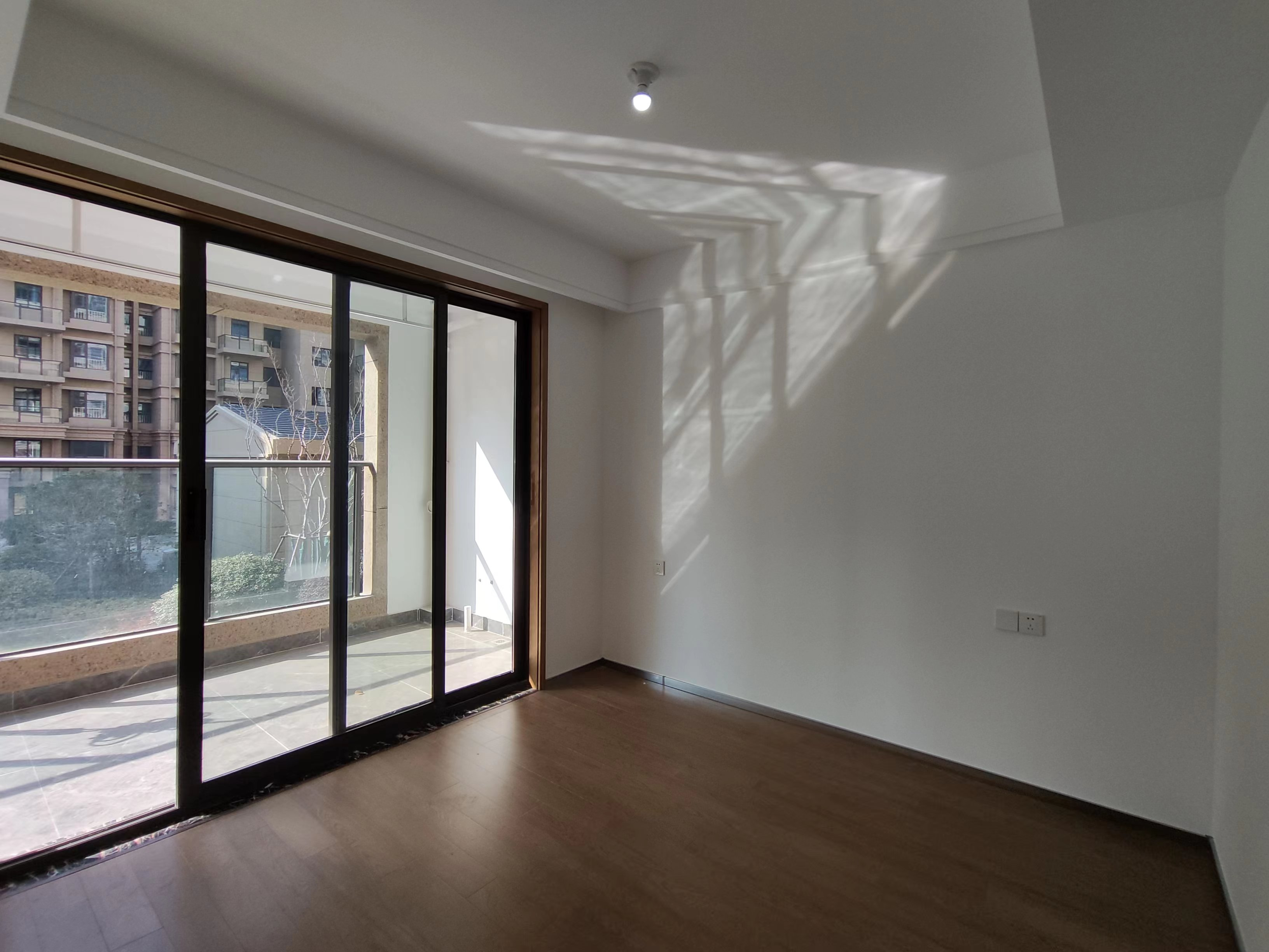 远创宸樾 3室2厅2卫 110m&sup2;