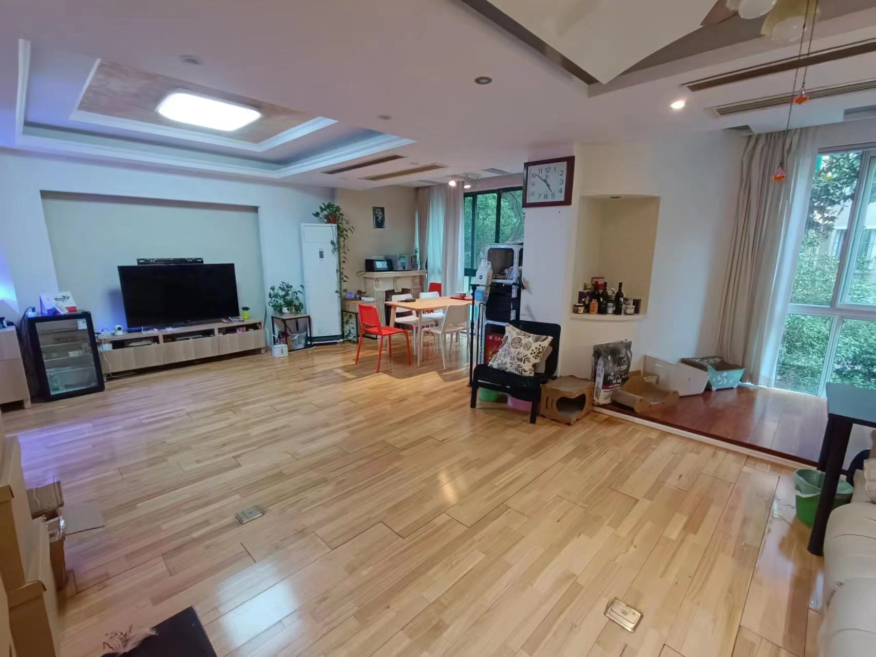 兆丰嘉园 4室2厅2卫 183.00m&sup2;