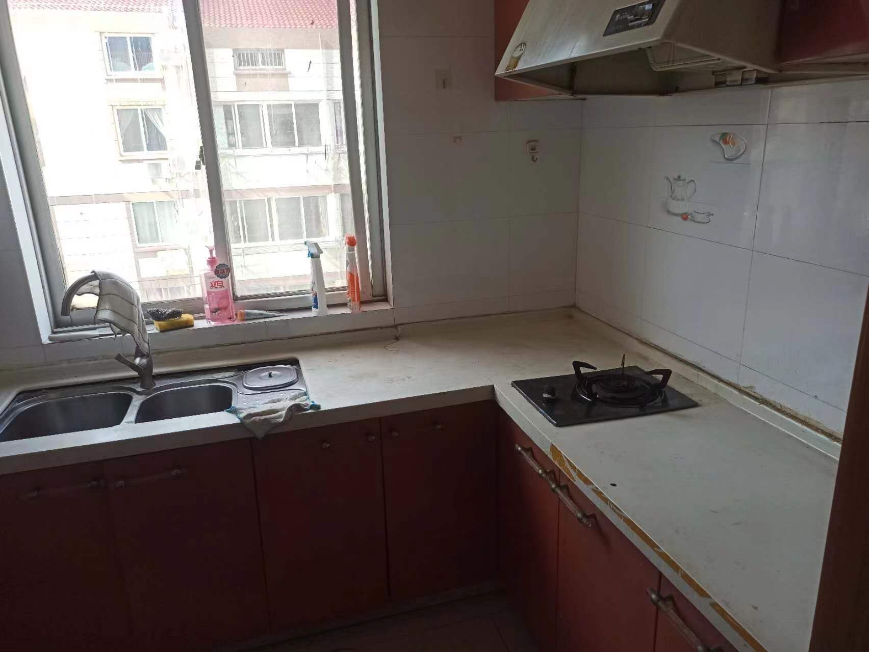 南川园东区 3室2厅1卫 85m&sup2;