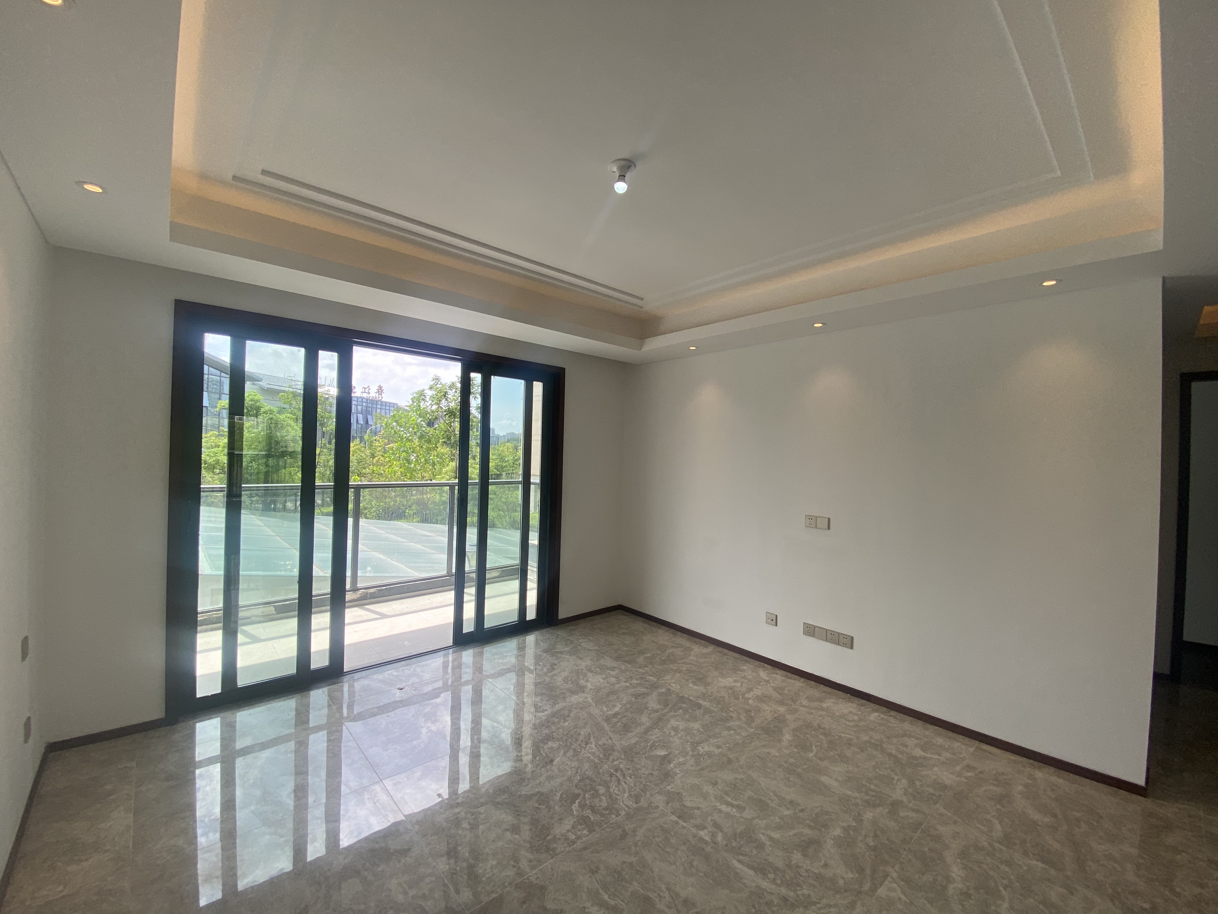 春江阅 4室2厅2卫 143.75m²