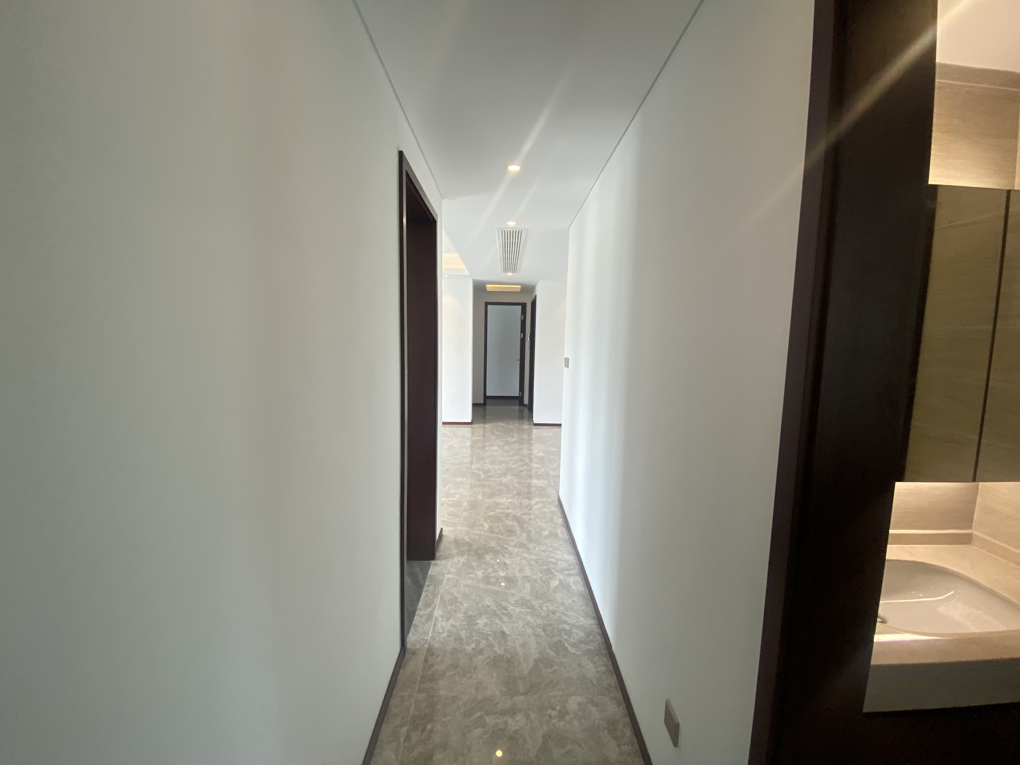春江阅 3室2厅2卫 143.75m&sup2;