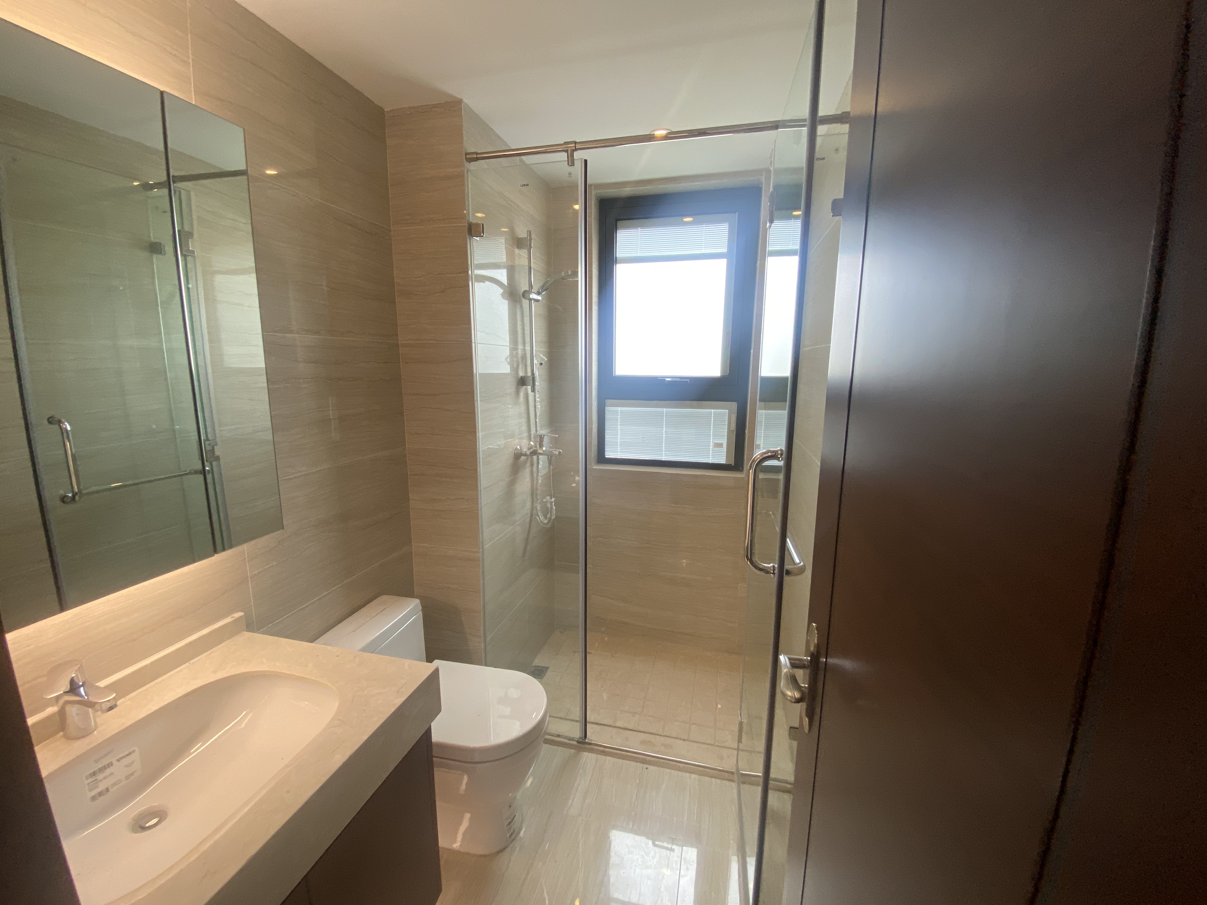 春江阅 3室2厅2卫 143.75m&sup2;