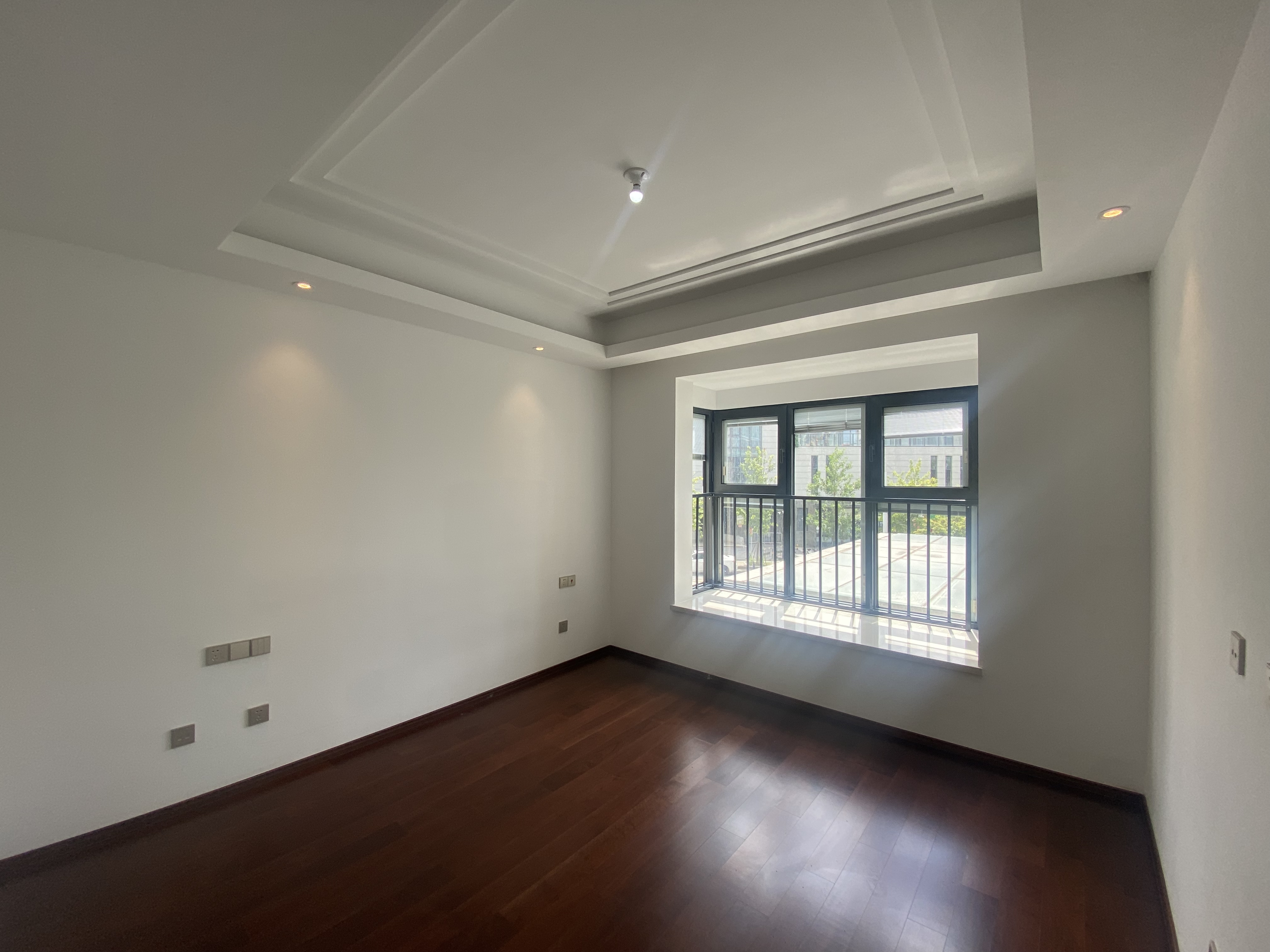 春江阅 3室2厅2卫 143.75m&sup2;