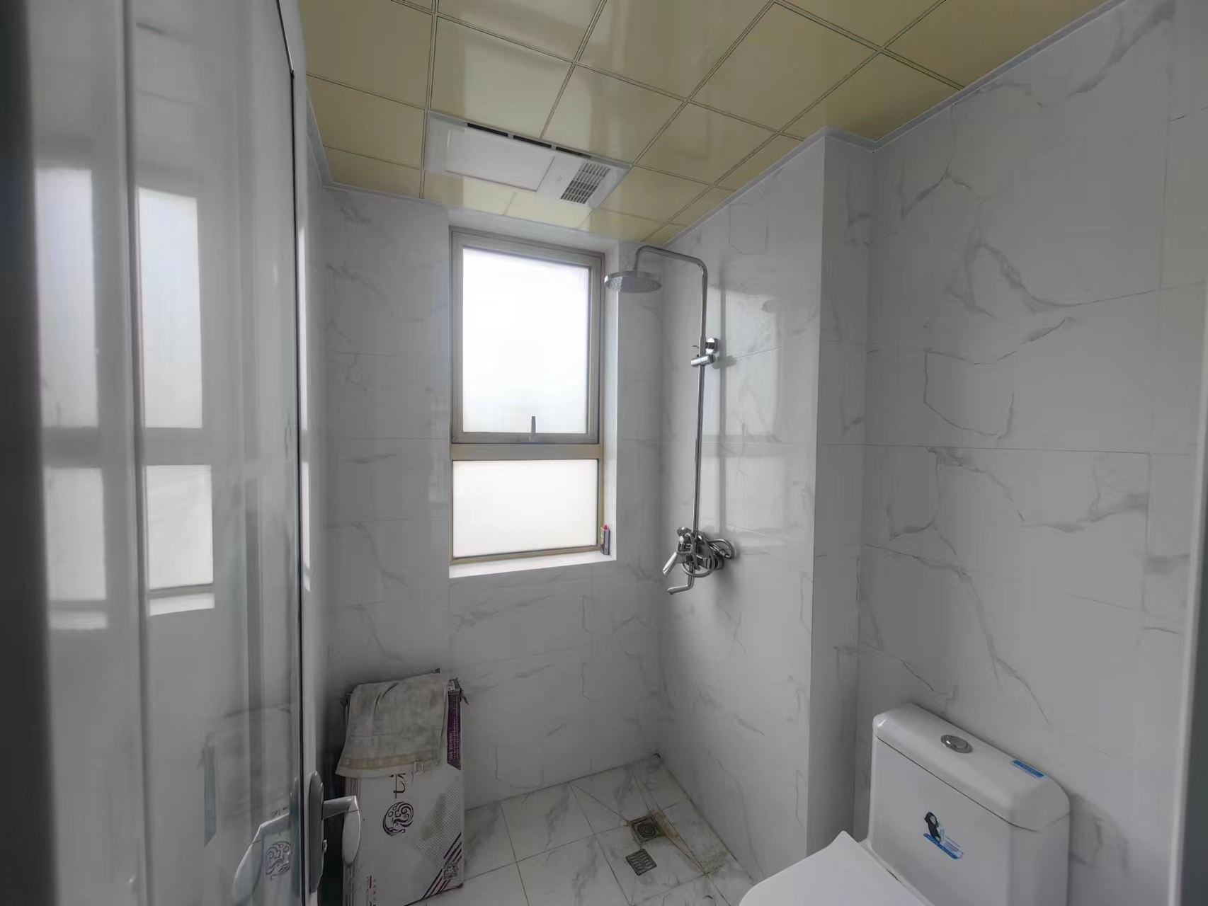 恒盛豪庭 3室2厅1卫 133m&sup2;