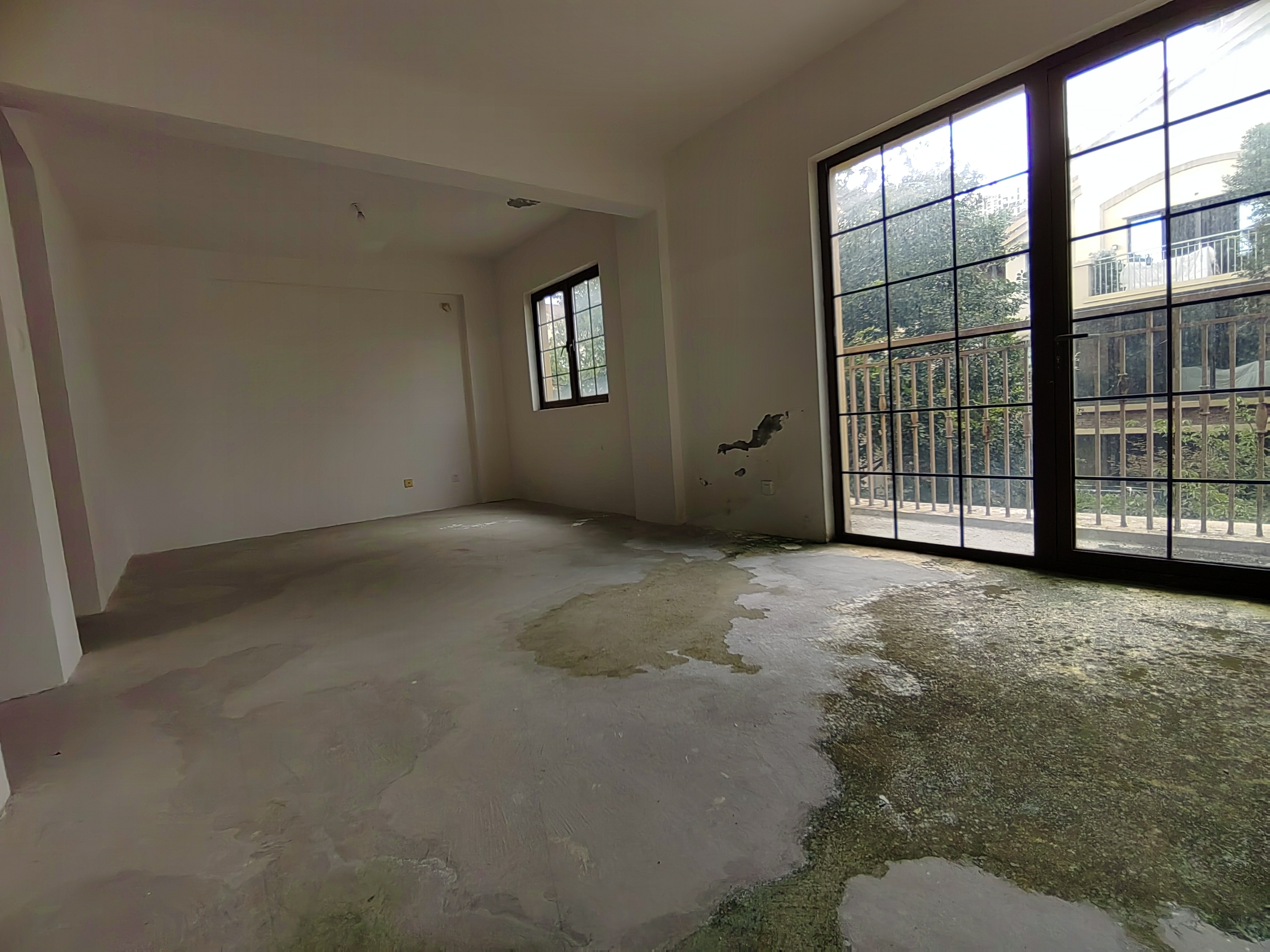 万科有湖（翡翠心湖） 4室2厅3卫 256m&sup2;