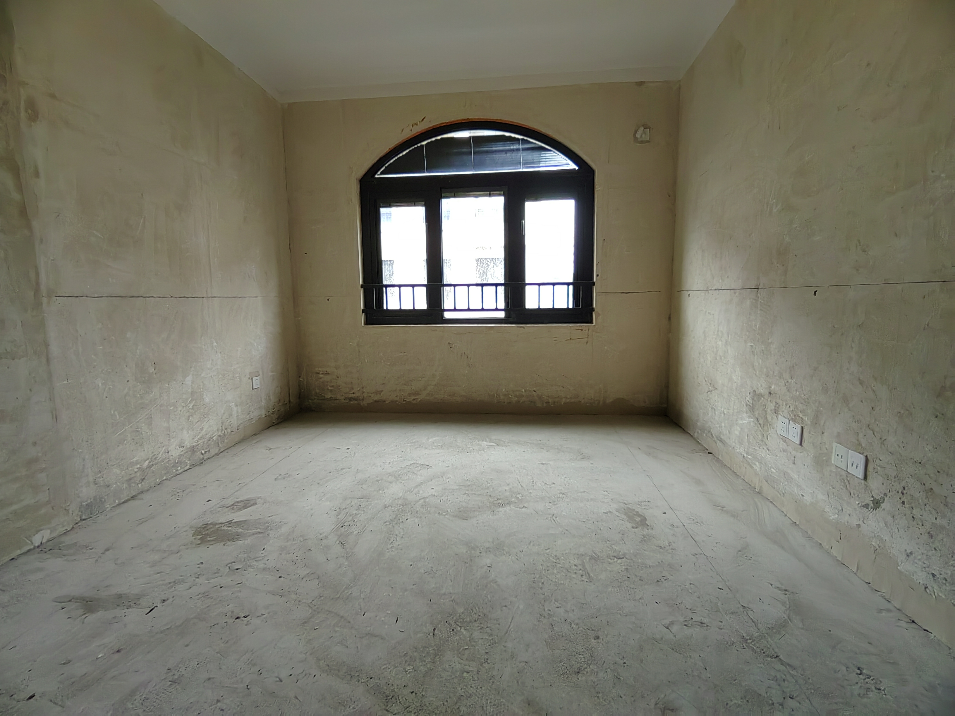万科有湖（翡翠心湖） 4室2厅2卫 300.00m&sup2;