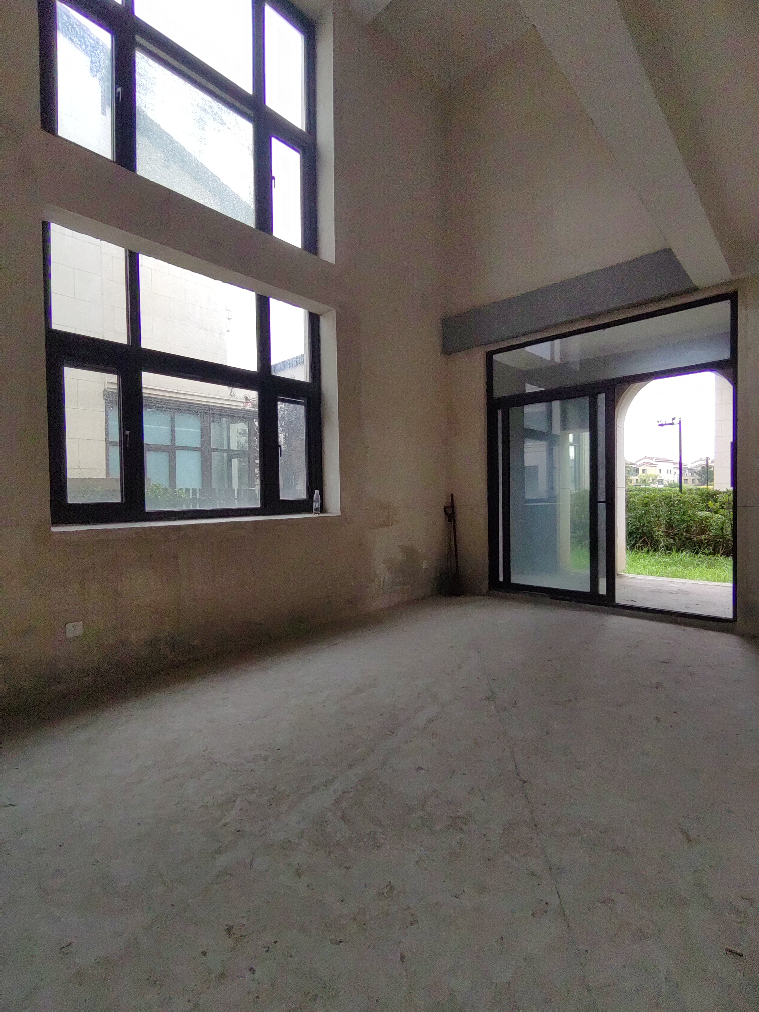 万科有湖（翡翠心湖） 4室2厅2卫 300.00m&sup2;