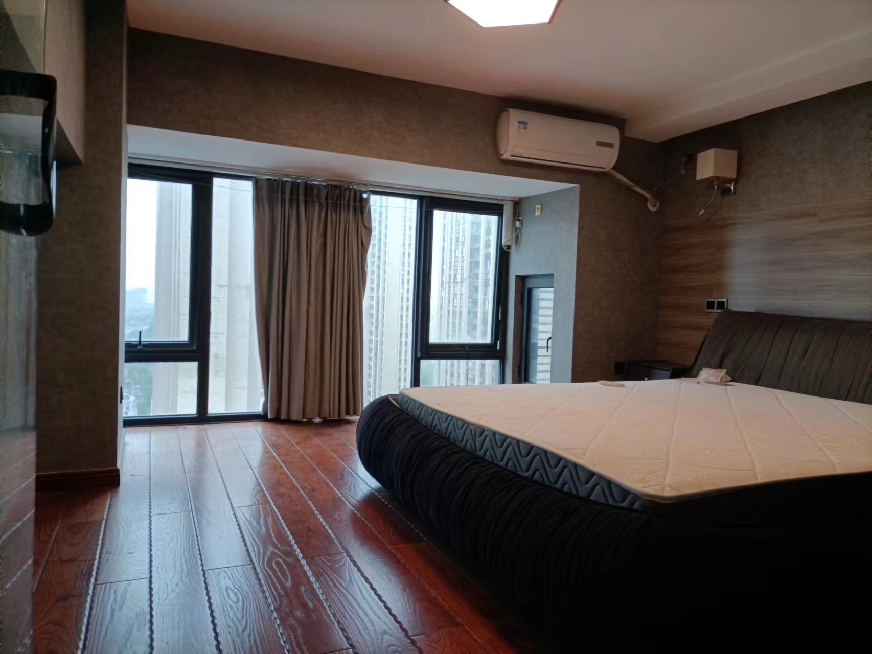 星光耀广场 1室1厅1卫 54m&sup2;