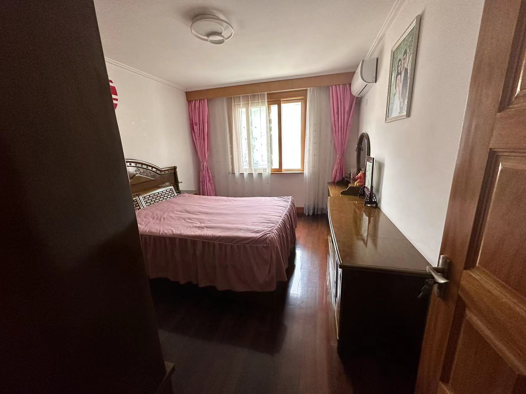 城南小苑 3室2厅2卫 151m&sup2;