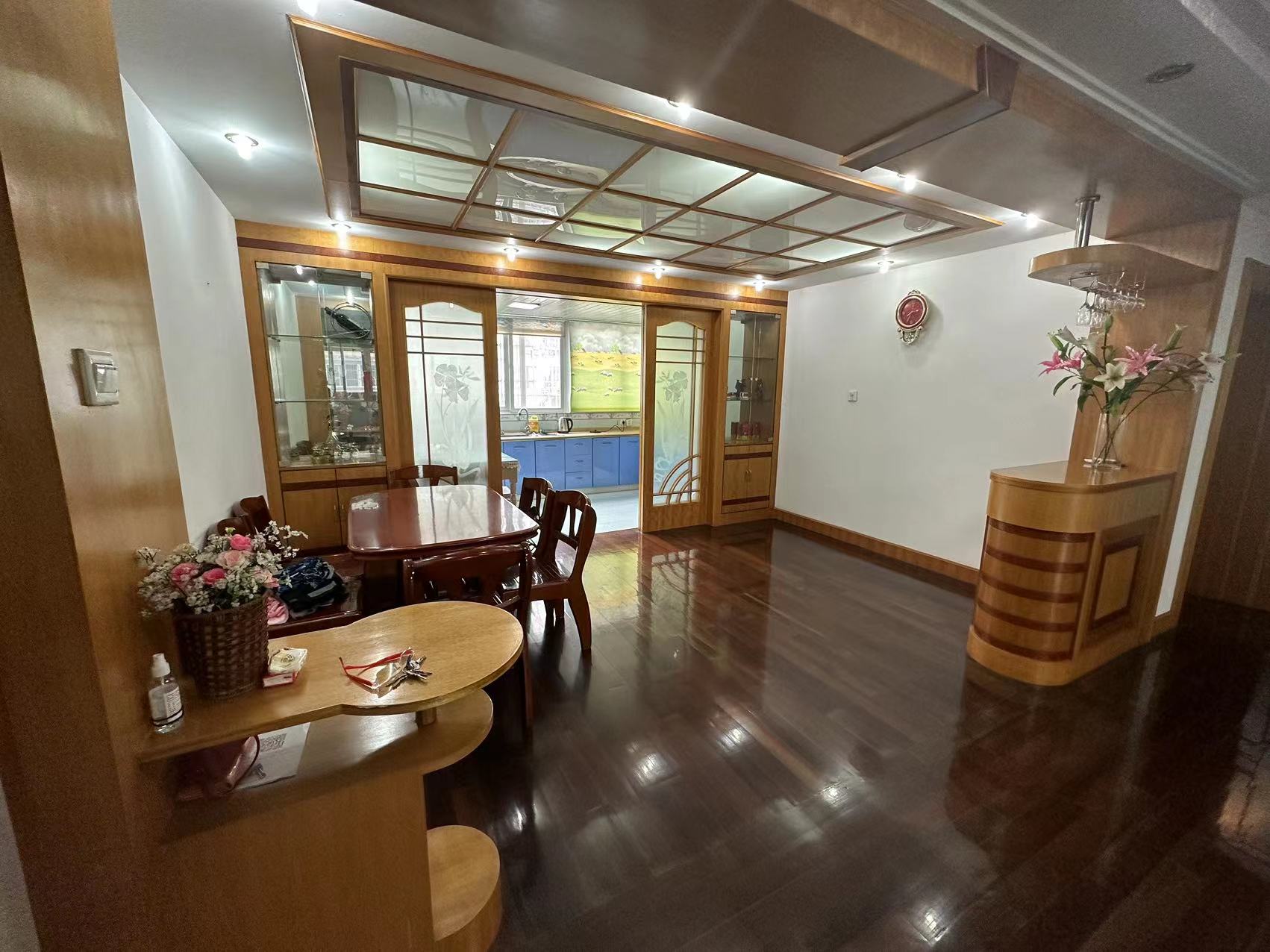 城南小苑 3室2厅2卫 151m&sup2;