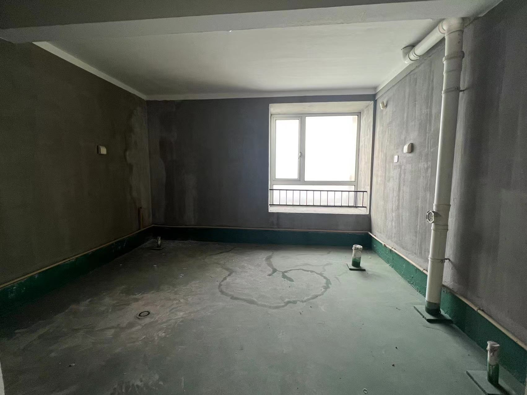 军山花园 4室2厅2卫 300m&sup2;