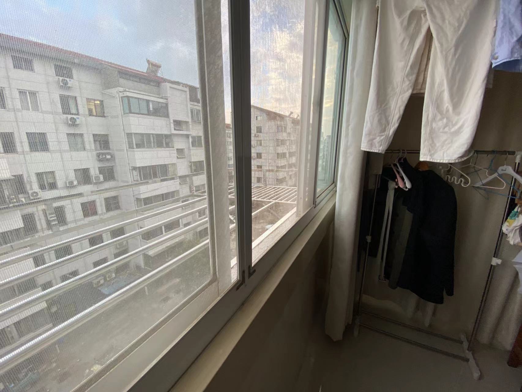 北濠桥东村 2室1厅1卫 77m&sup2;