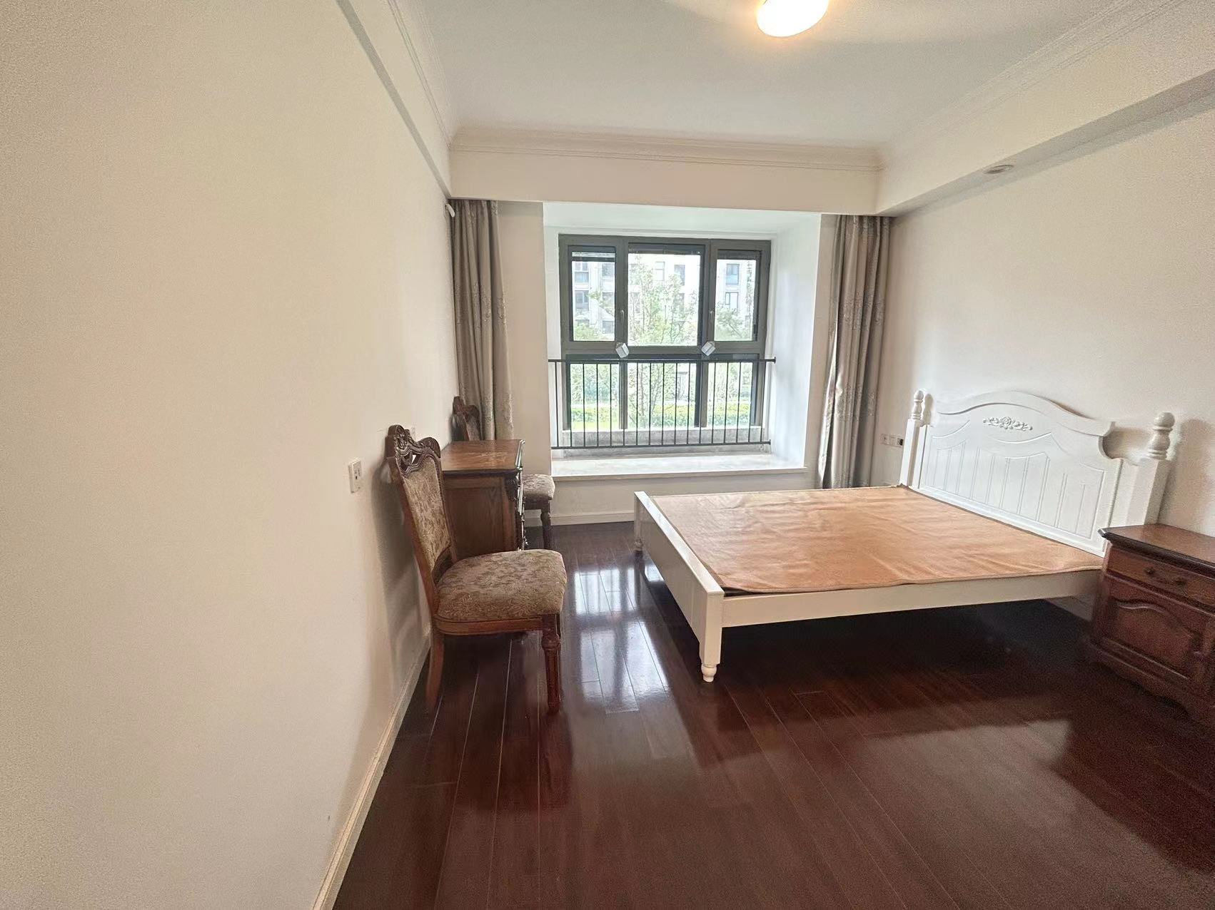 公馆1895 3室2厅1卫 117.00m&sup2;