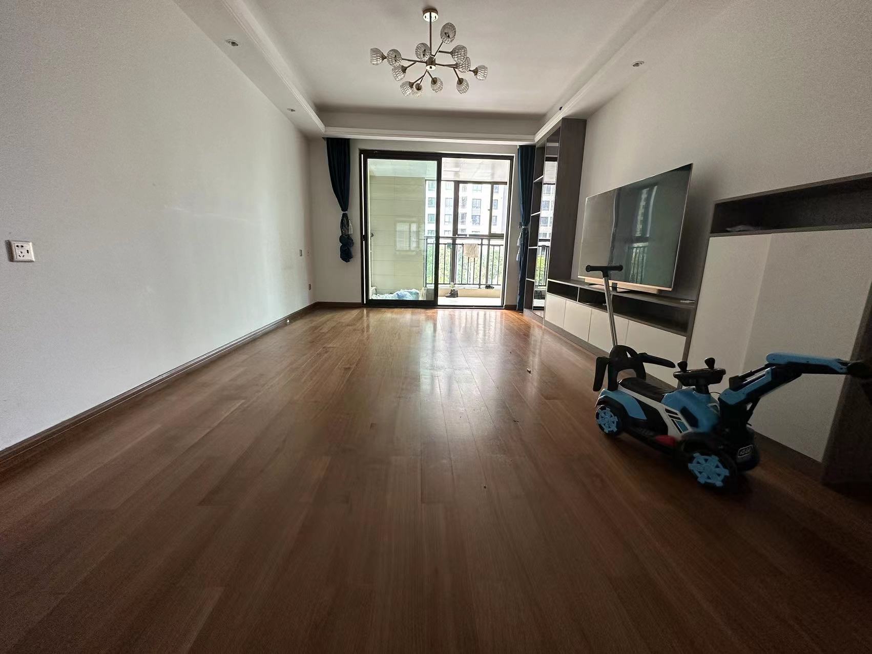 观澜台 3室2厅2卫 120m&sup2;