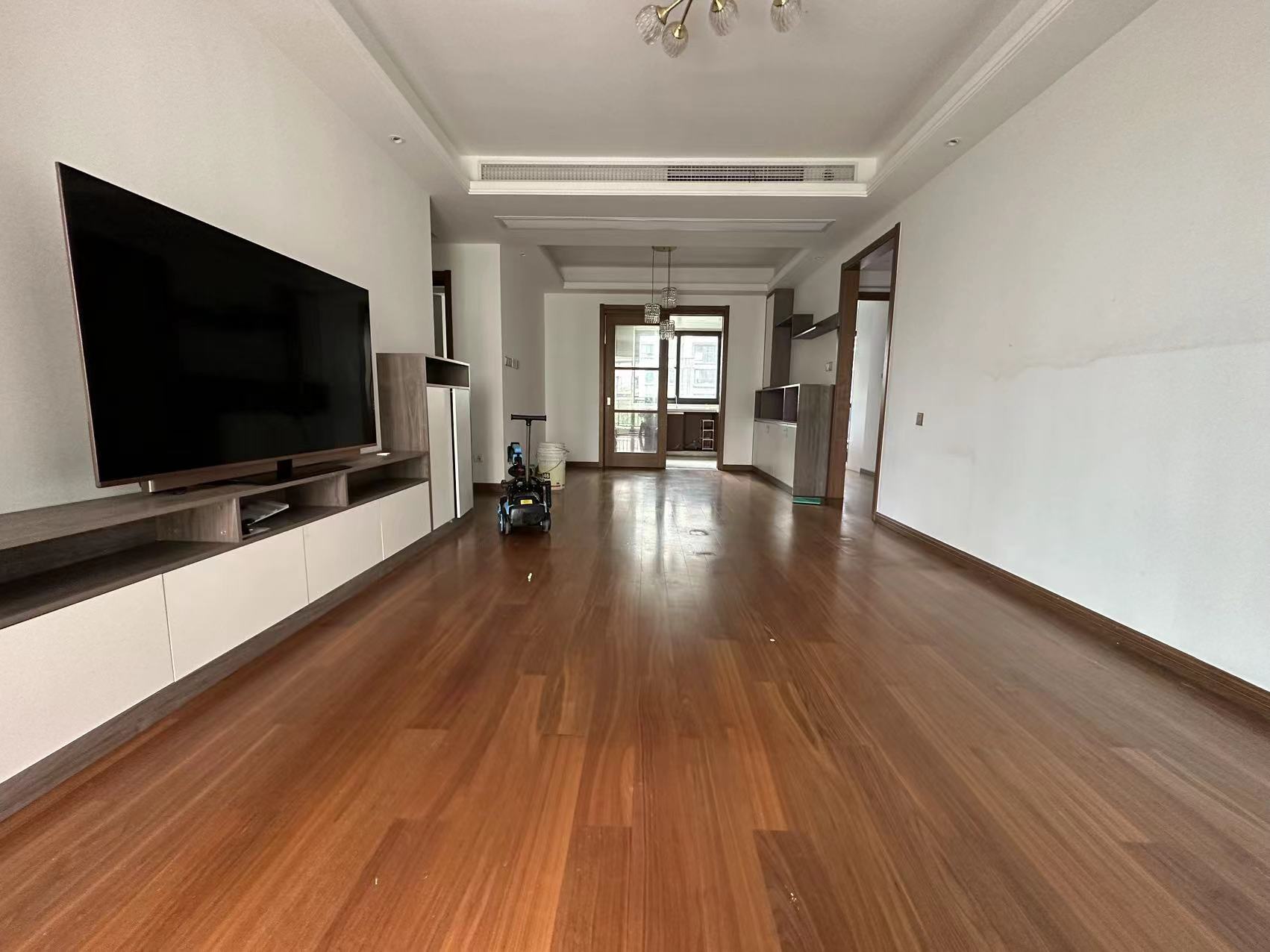 观澜台 3室2厅2卫 120m&sup2;
