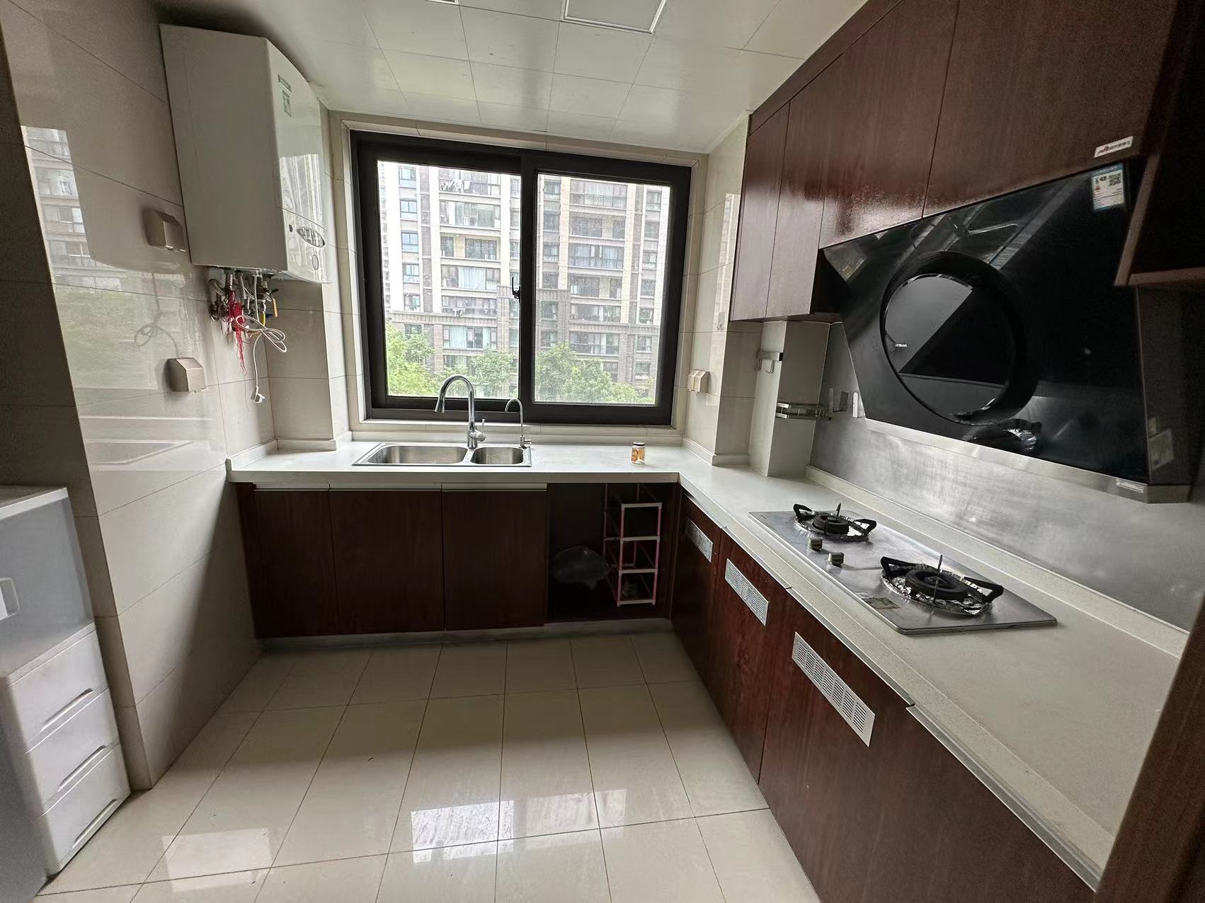 观澜台 3室2厅2卫 120m&sup2;