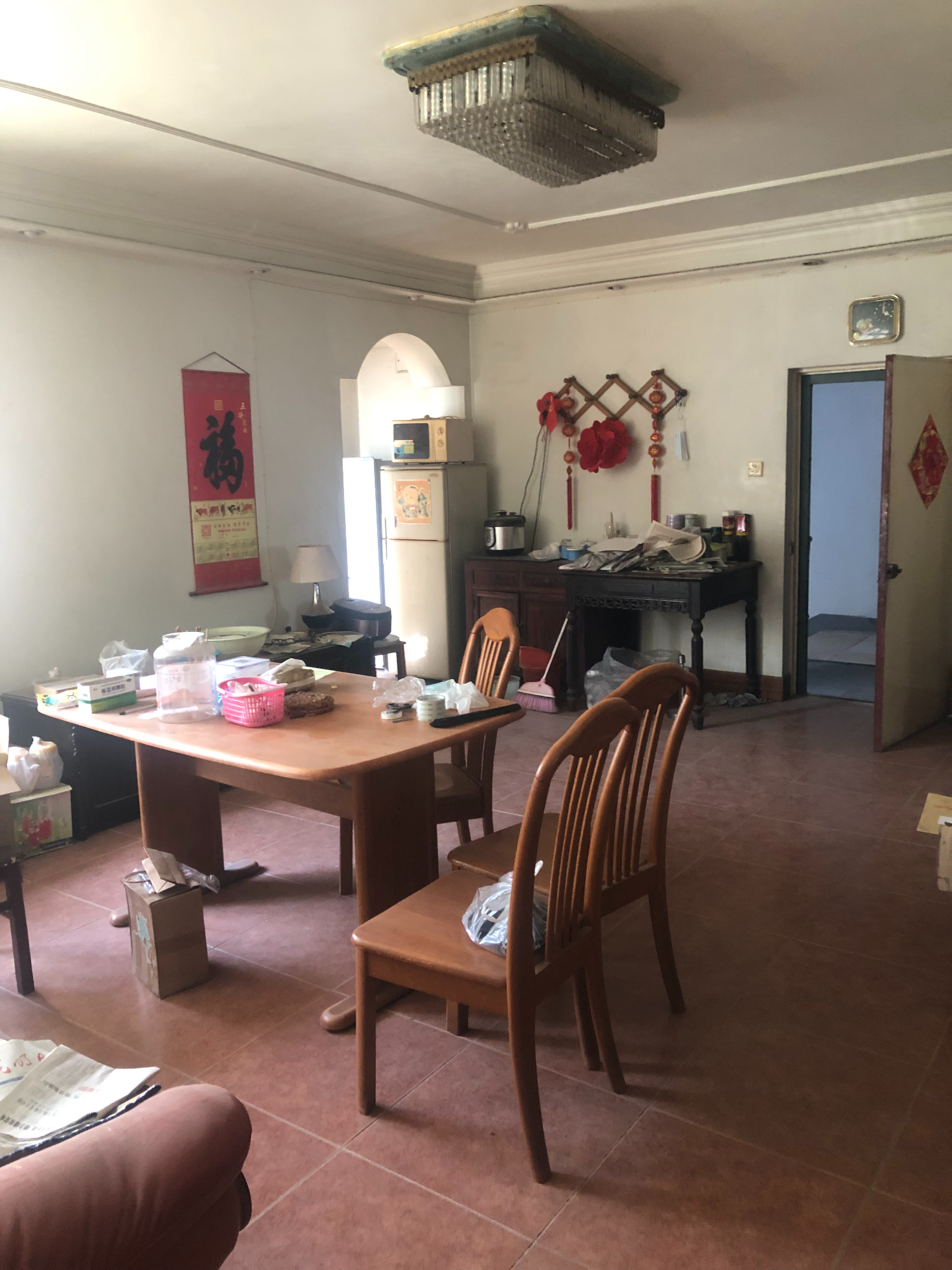 银花苑 3室2厅1卫 137m&sup2;