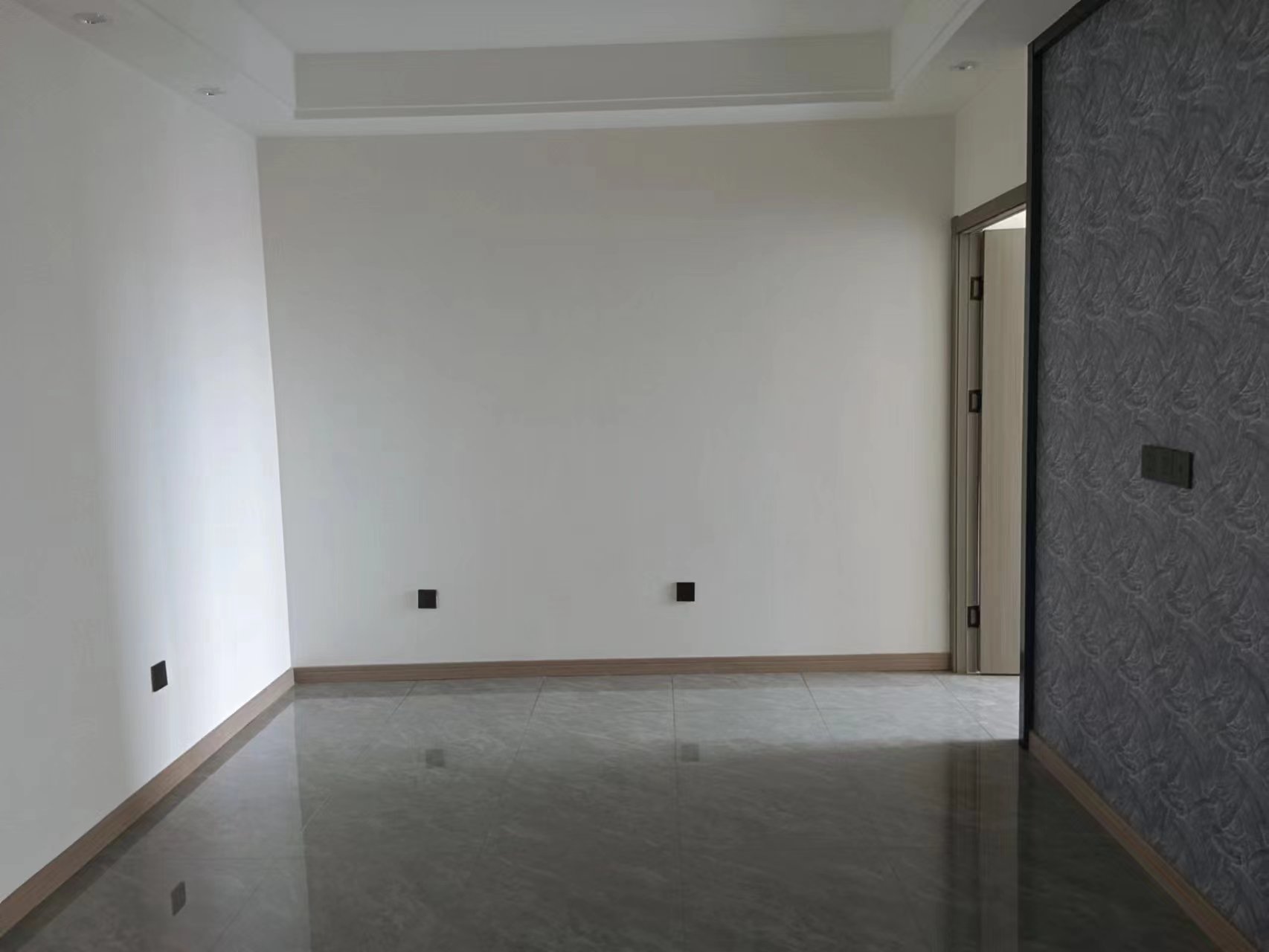 天熹苑 3室2厅1卫 78m²