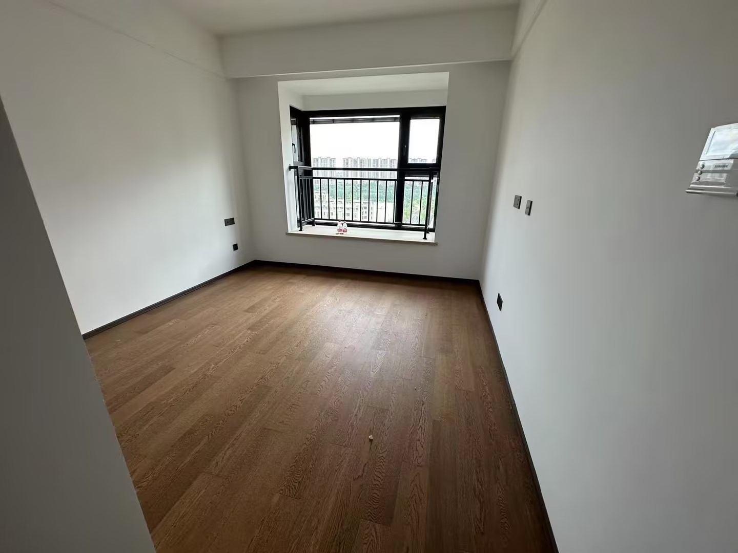 春风南岸西园 4室2厅2卫 140m&sup2;