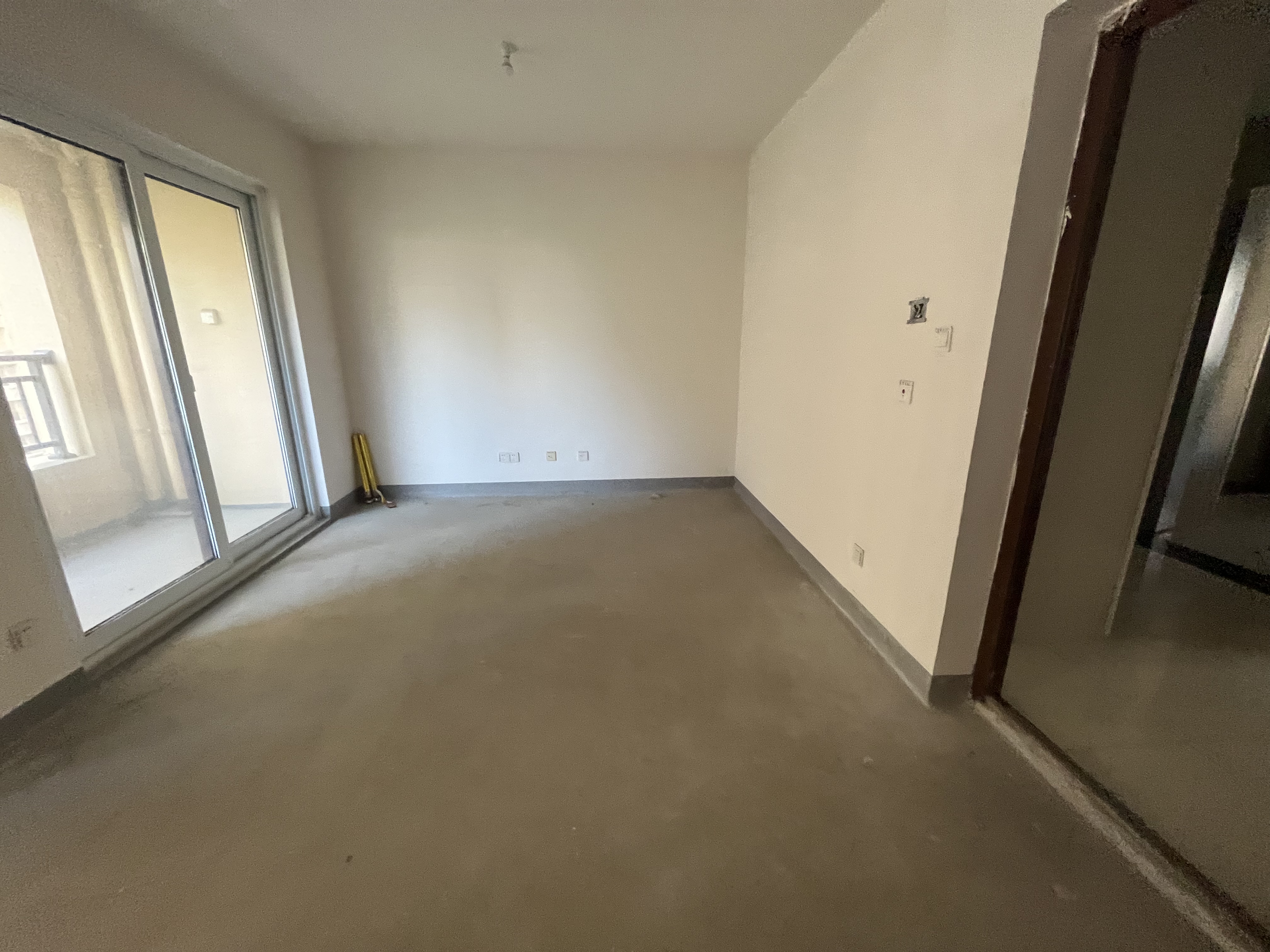 世茂九龙庭 3室2厅1卫 90m²