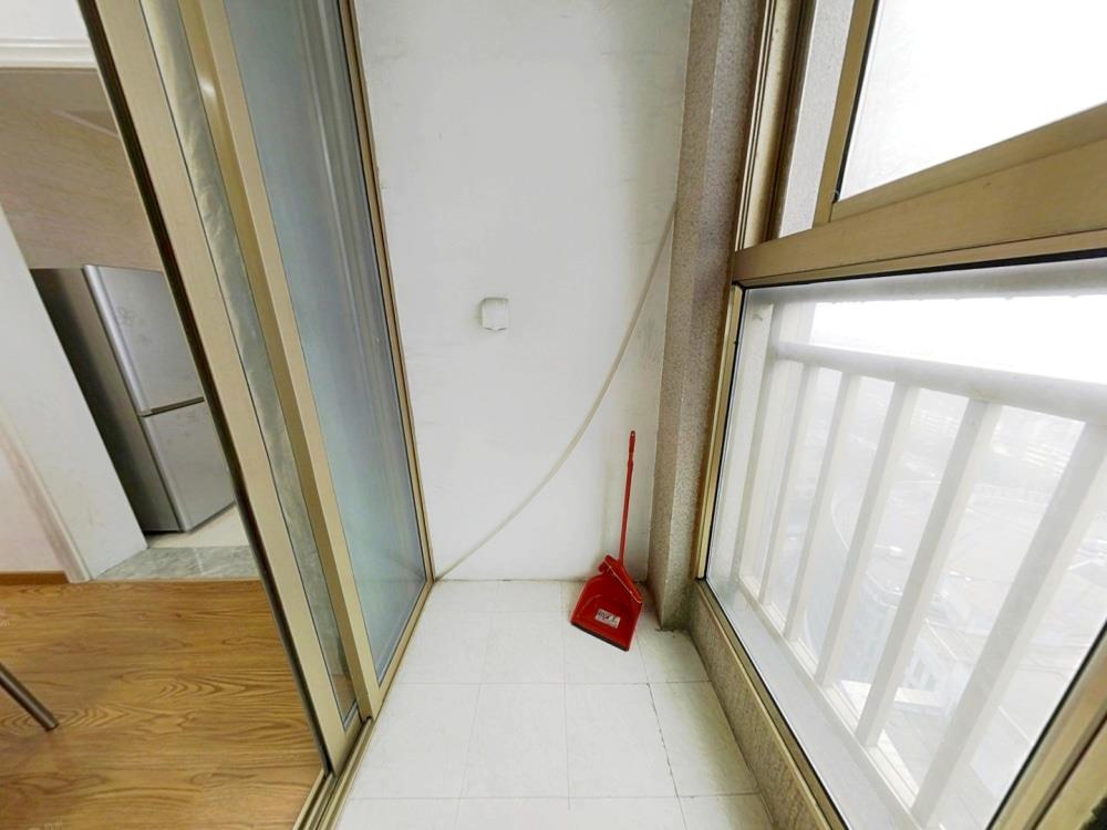 尚海湾 2室2厅1卫 100.4m&sup2;