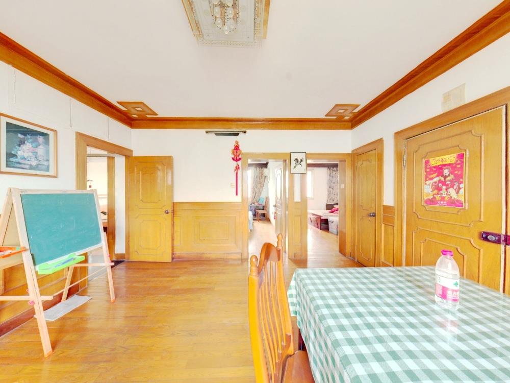 人民中路152号小区 3室1厅1卫 107.64m&sup2;
